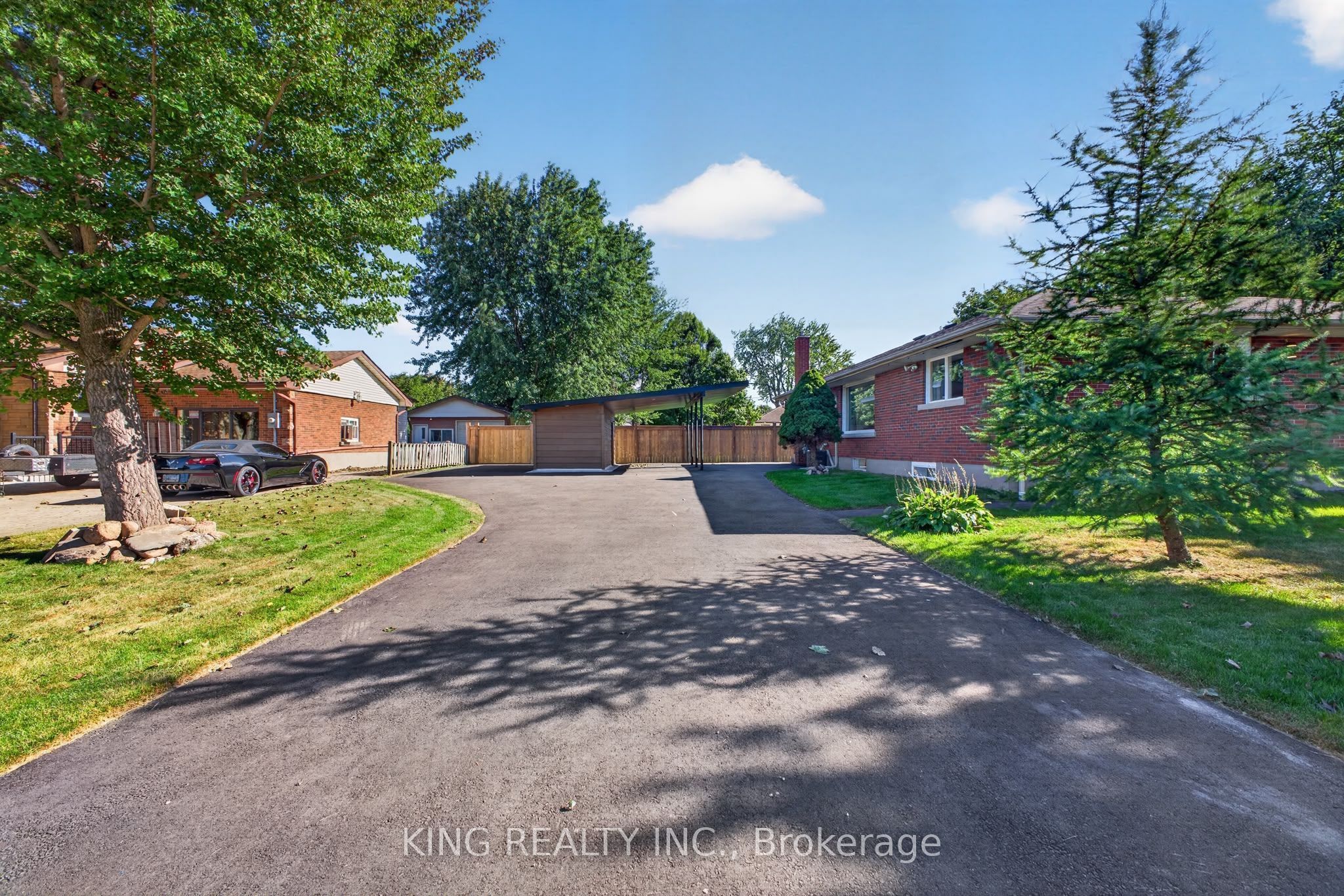 35 Hewko Street Property Photo 8