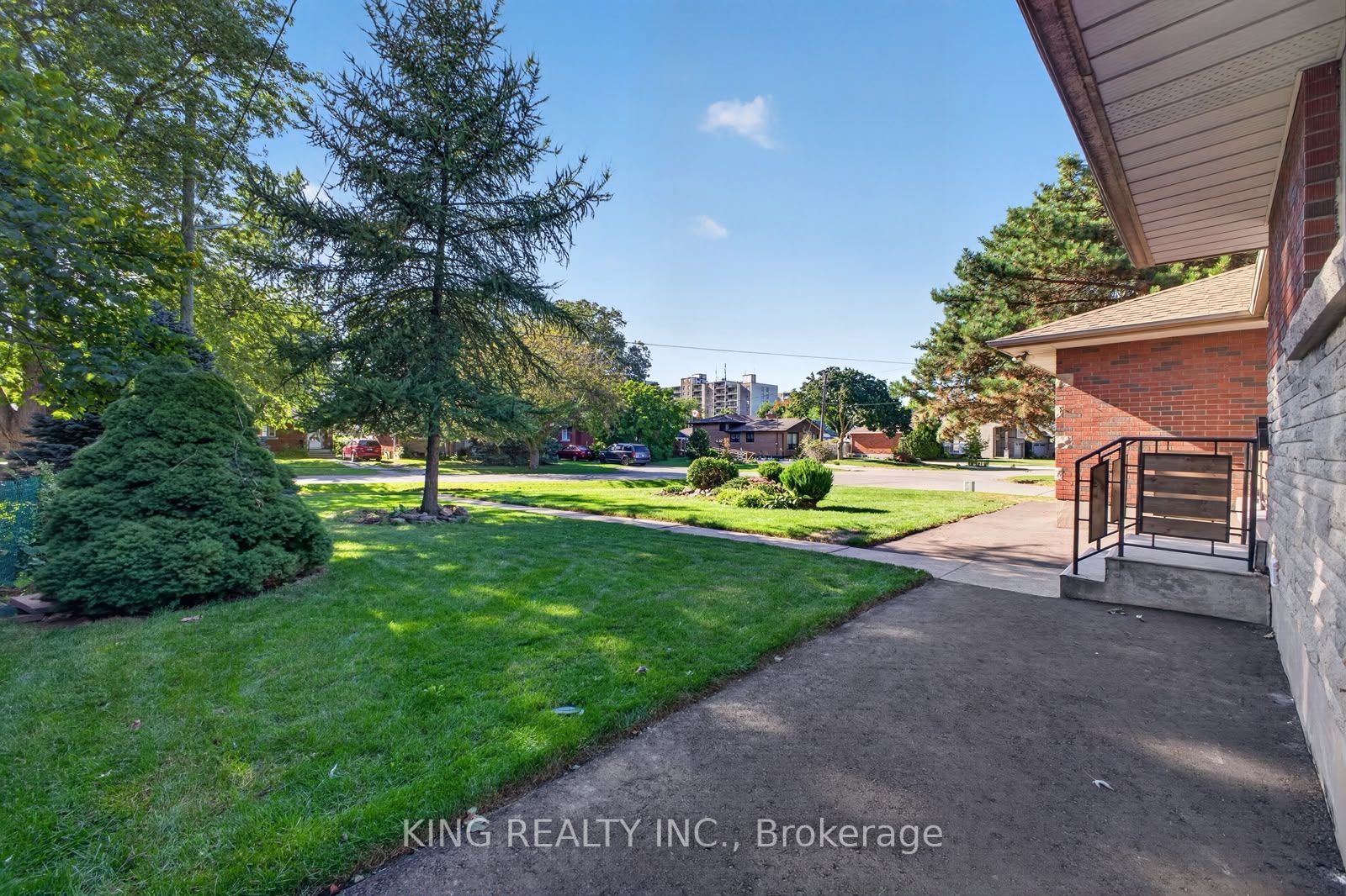 35 Hewko Street Property Photo 9