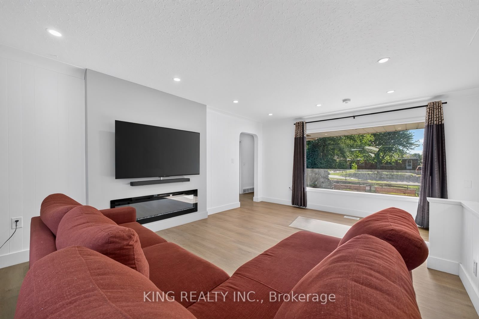 35 Hewko Street Property Photo 17