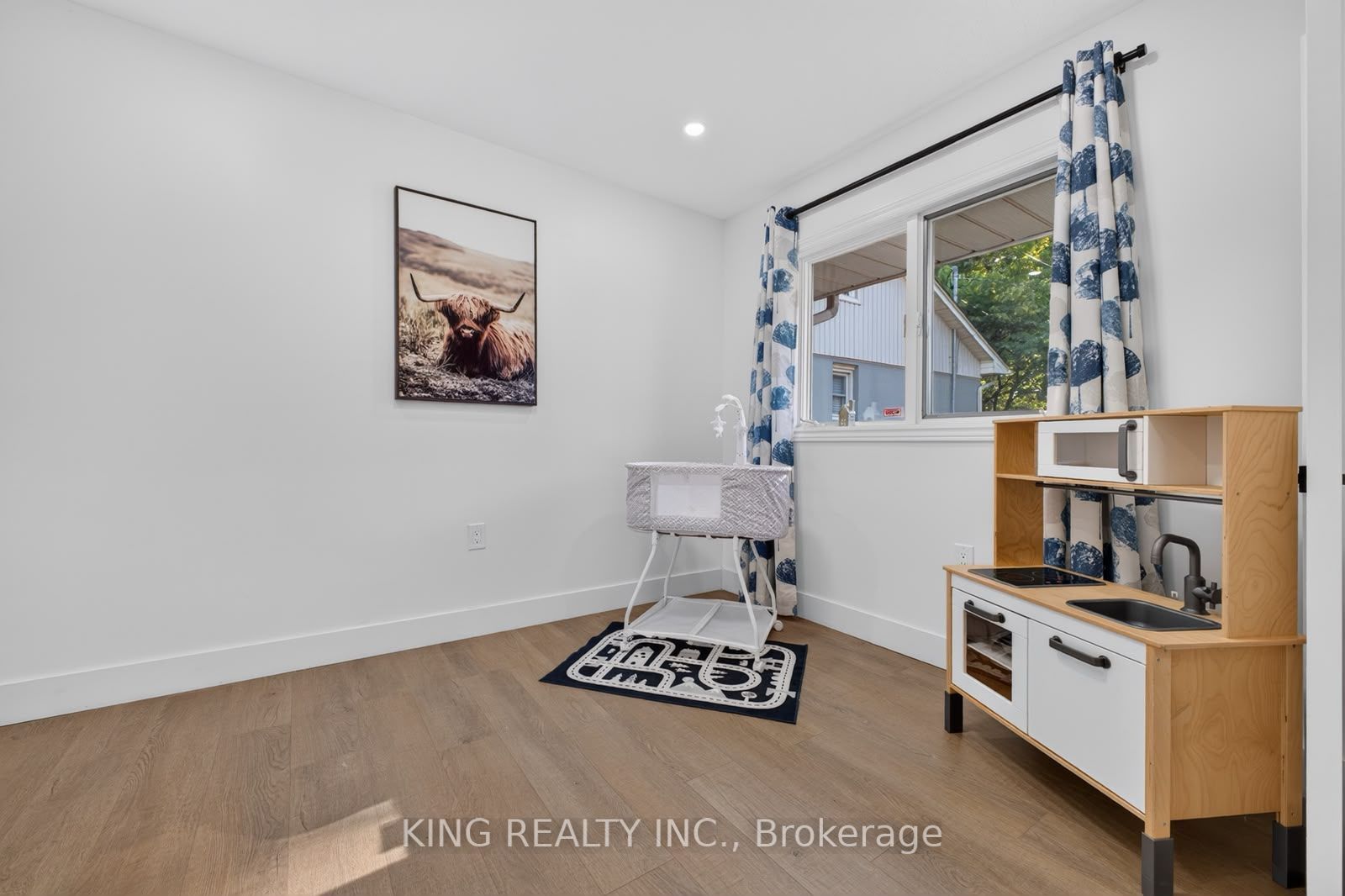 35 Hewko Street Property Photo 20
