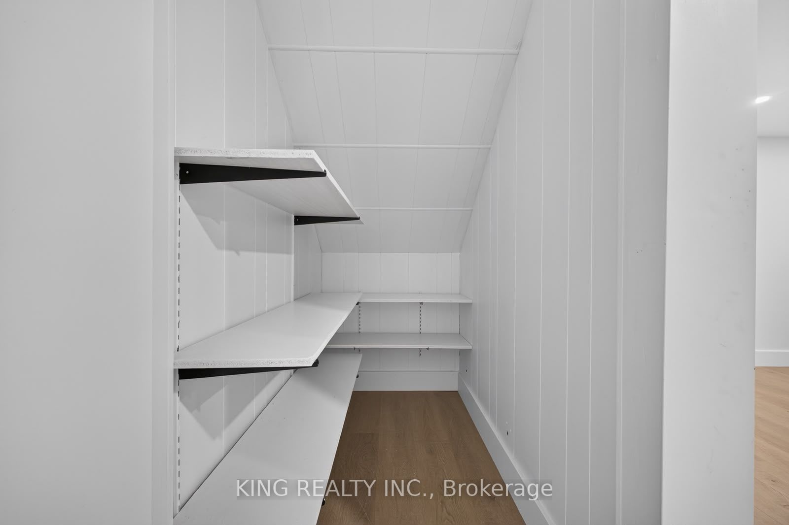 35 Hewko Street Property Photo 42