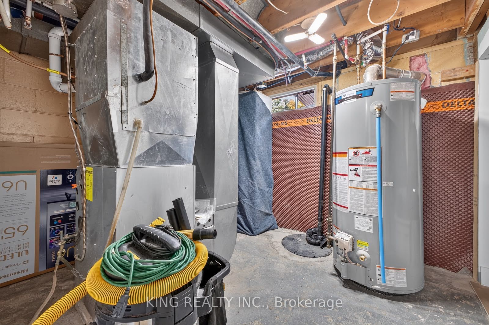 35 Hewko Street Property Photo 47