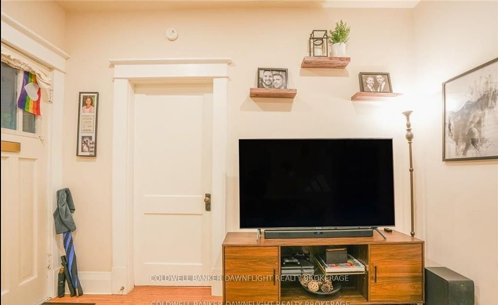 33 Palace Street Property Photo 4