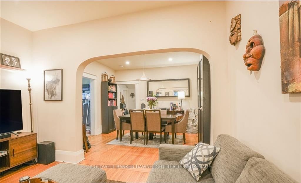 33 Palace Street Property Photo 8