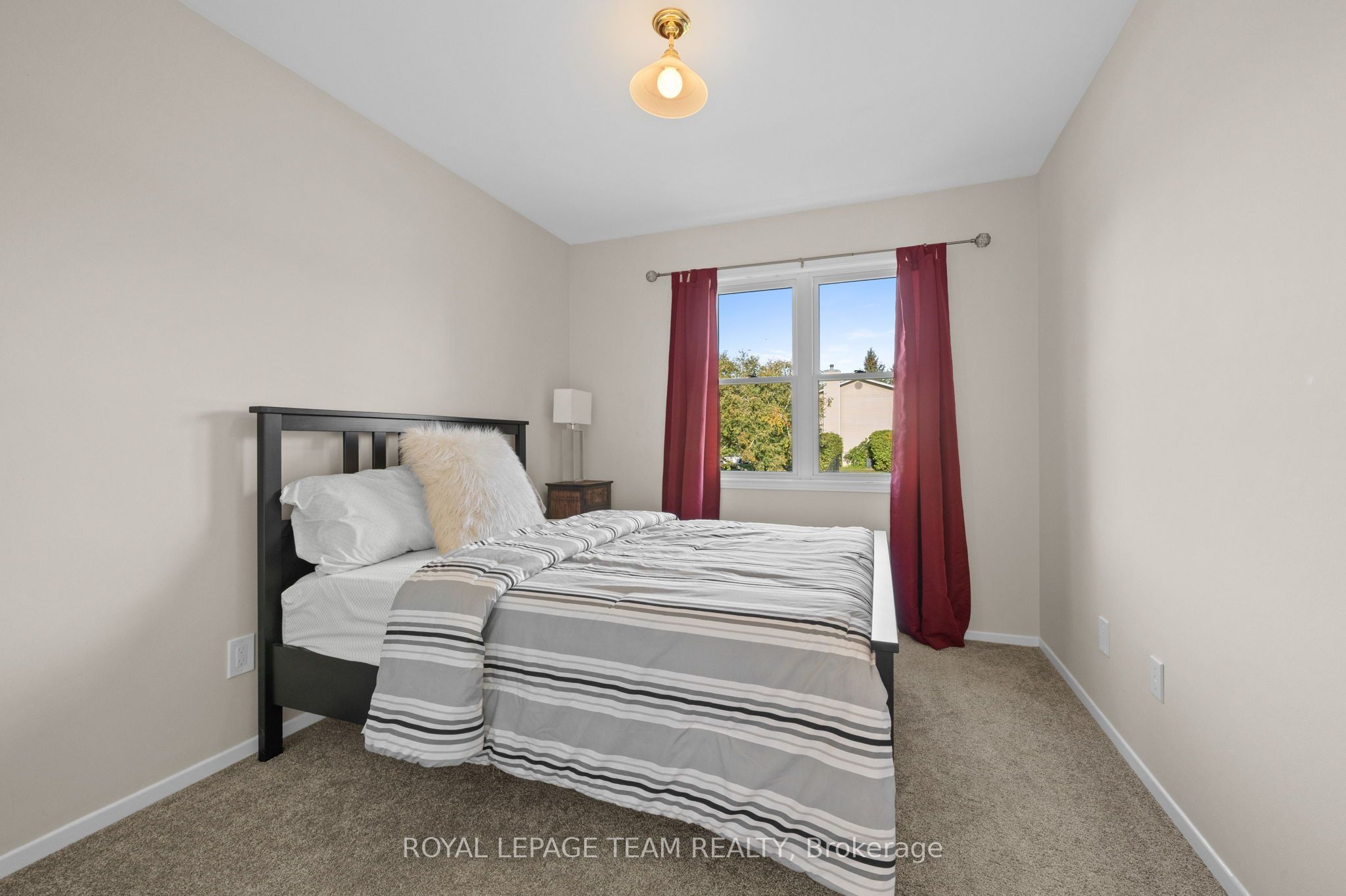 1610 Rideauvale Avenue Property Photo 23