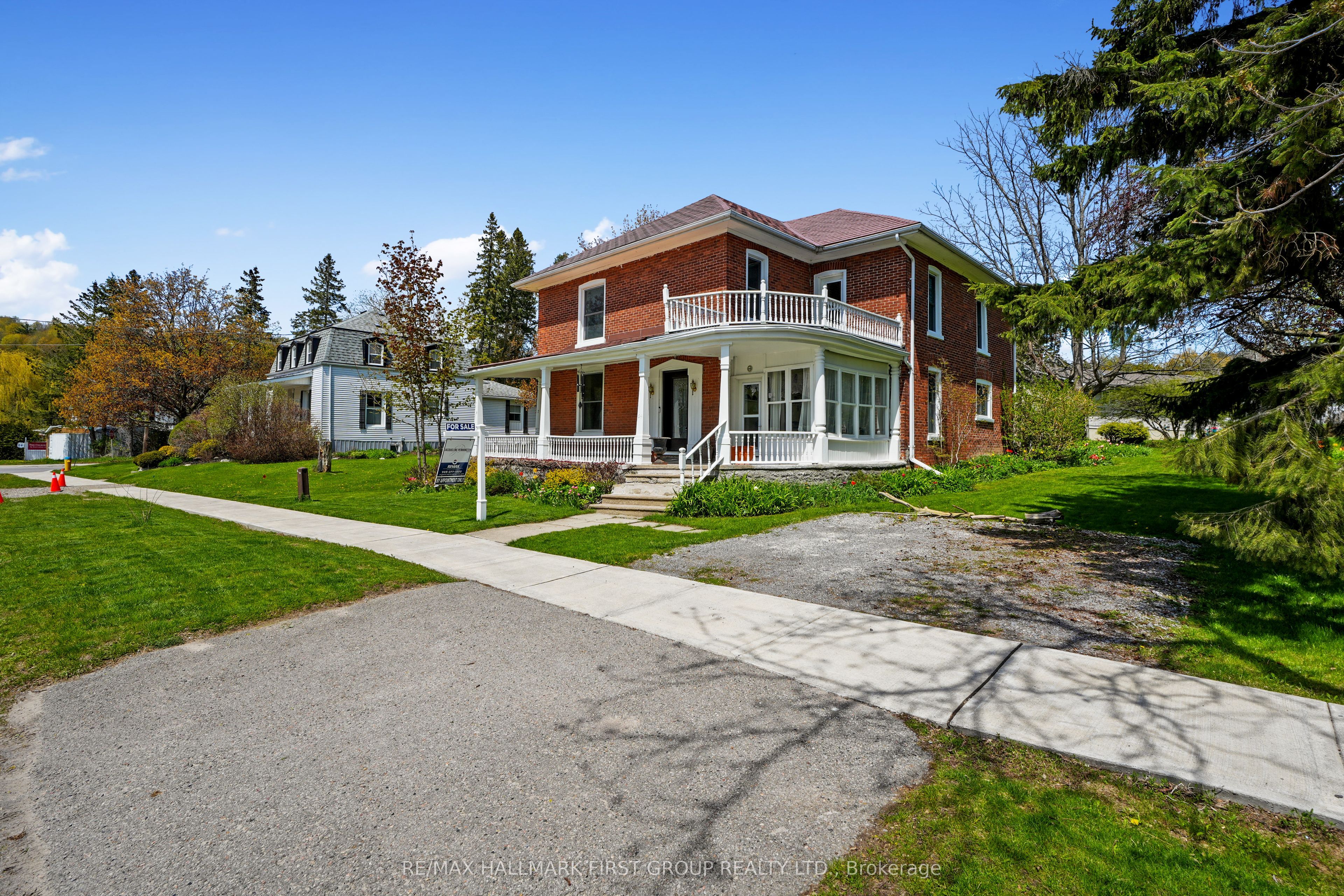 54 Toronto Street Property Photo 2