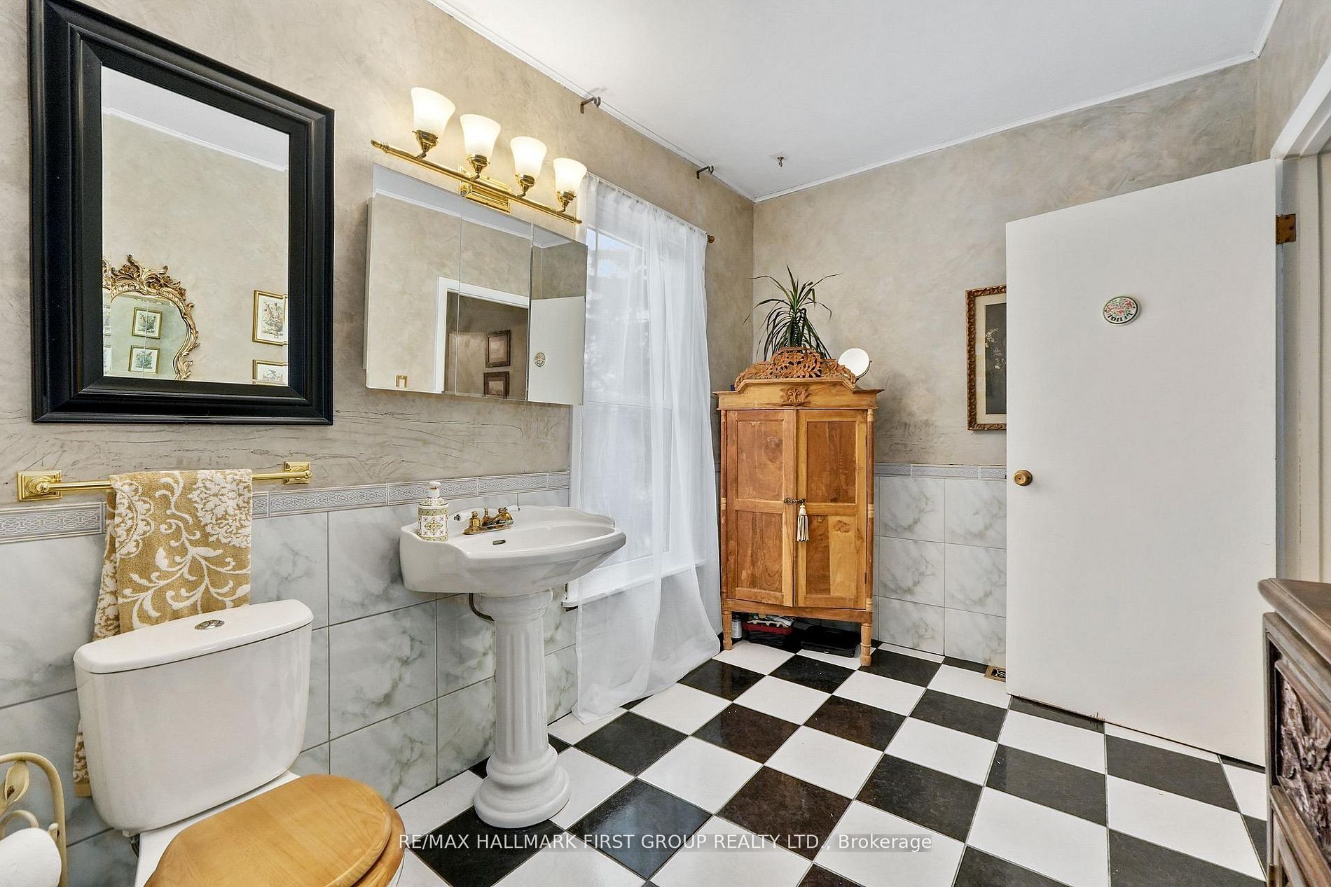 54 Toronto Street Property Photo 30