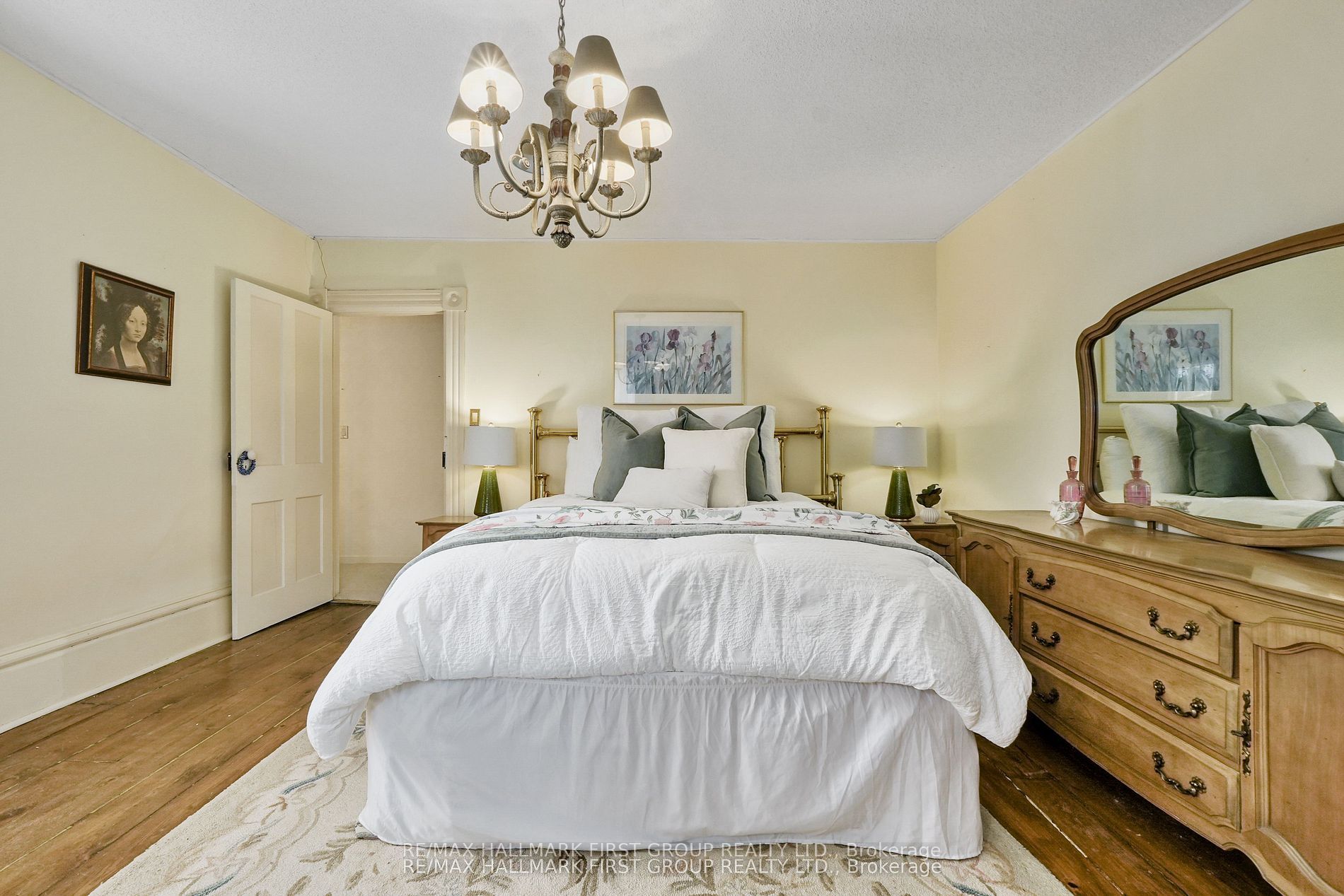 54 Toronto Street Property Photo 32