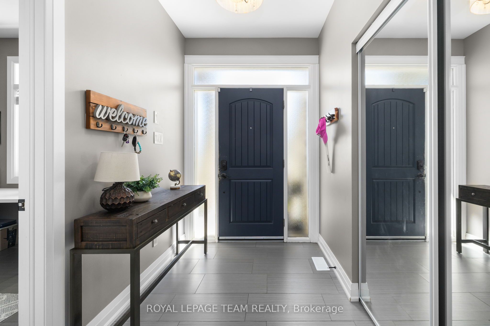 60 De La Rive Drive Property Photo 3