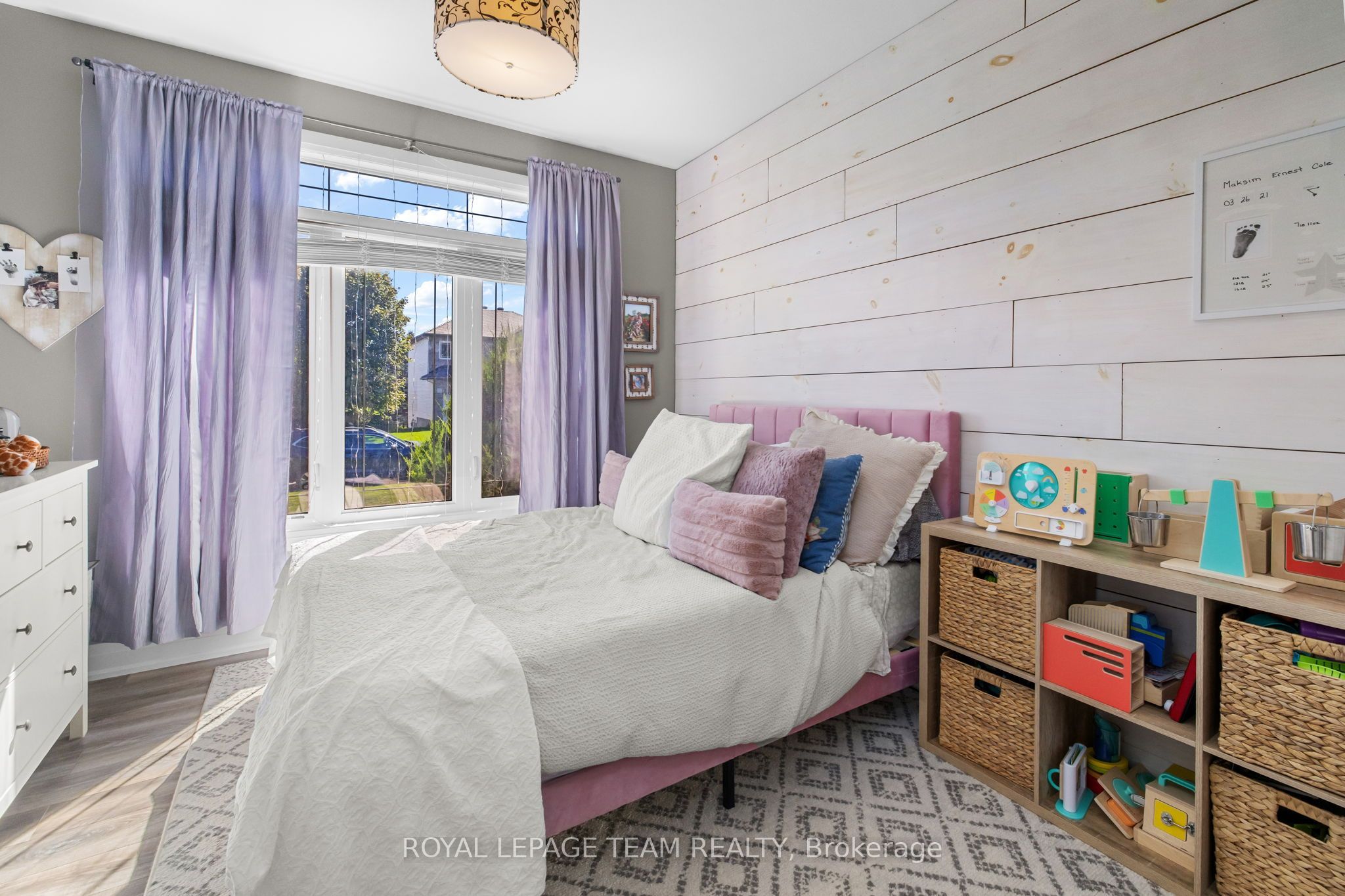 60 De La Rive Drive Property Photo 19