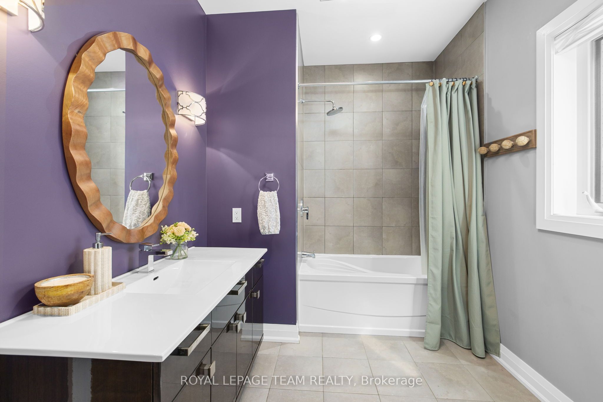 60 De La Rive Drive Property Photo 20