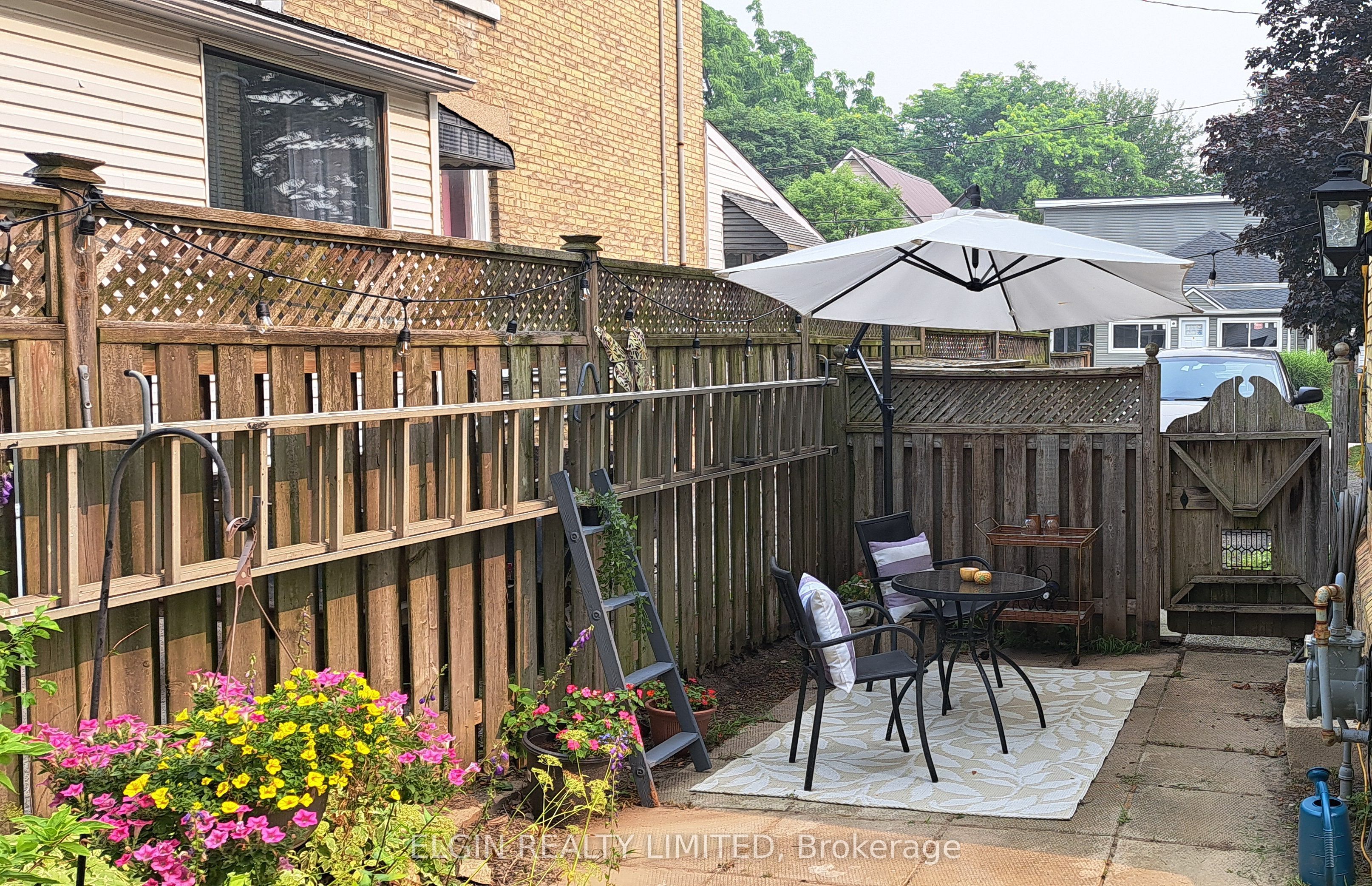 25 Locust Street Property Photo 26