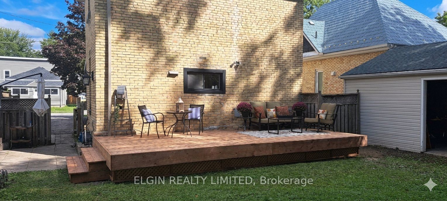 25 Locust Street Property Photo 31