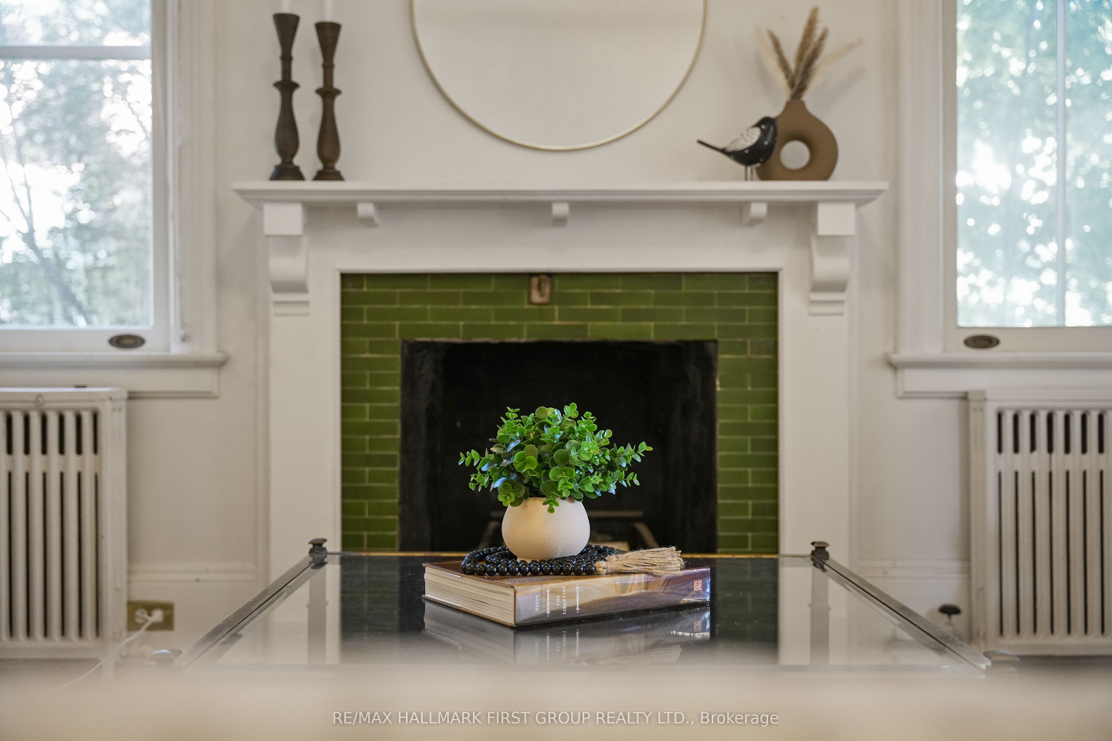 63 King Street E Property Photo 11