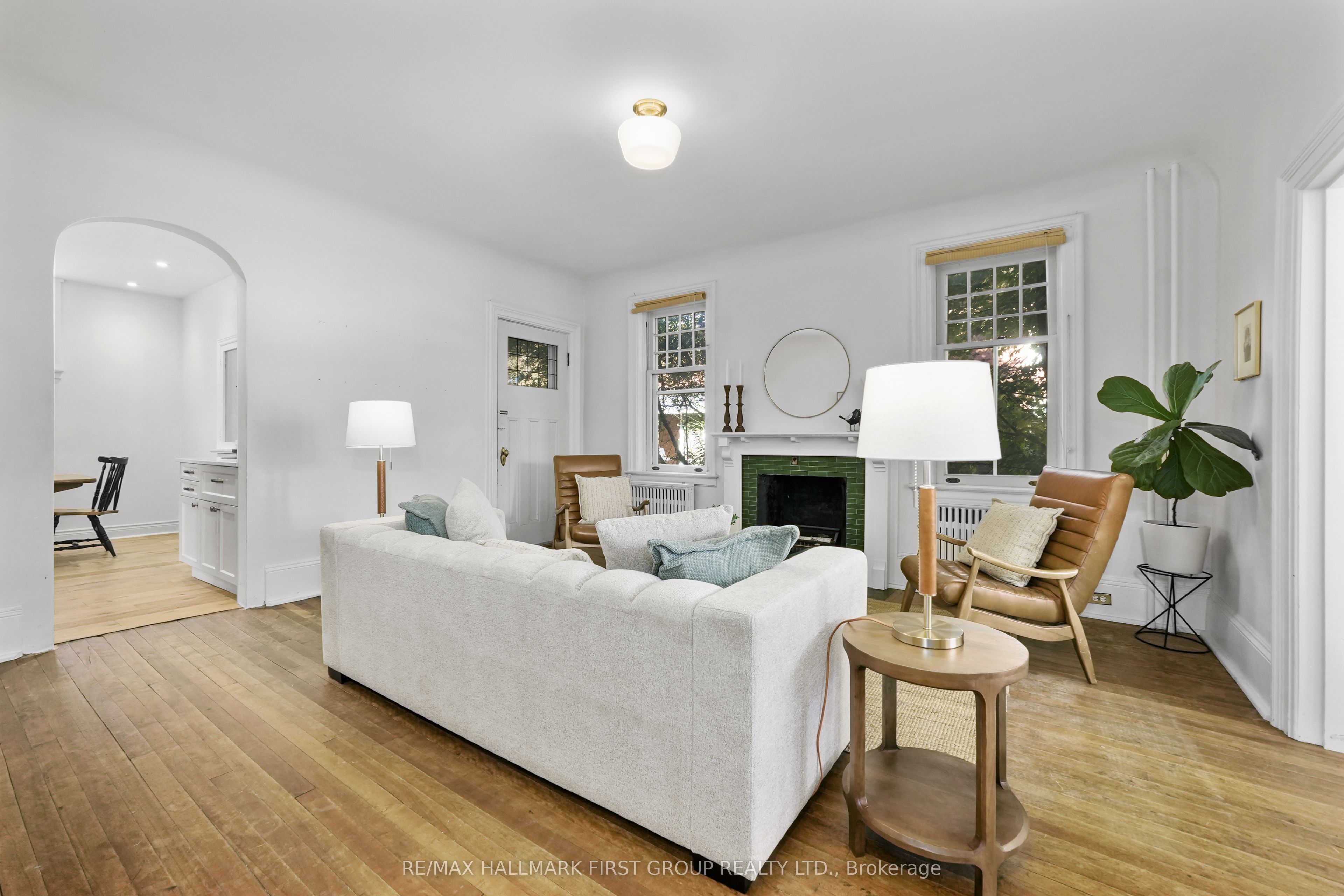 63 King Street E Property Photo 12