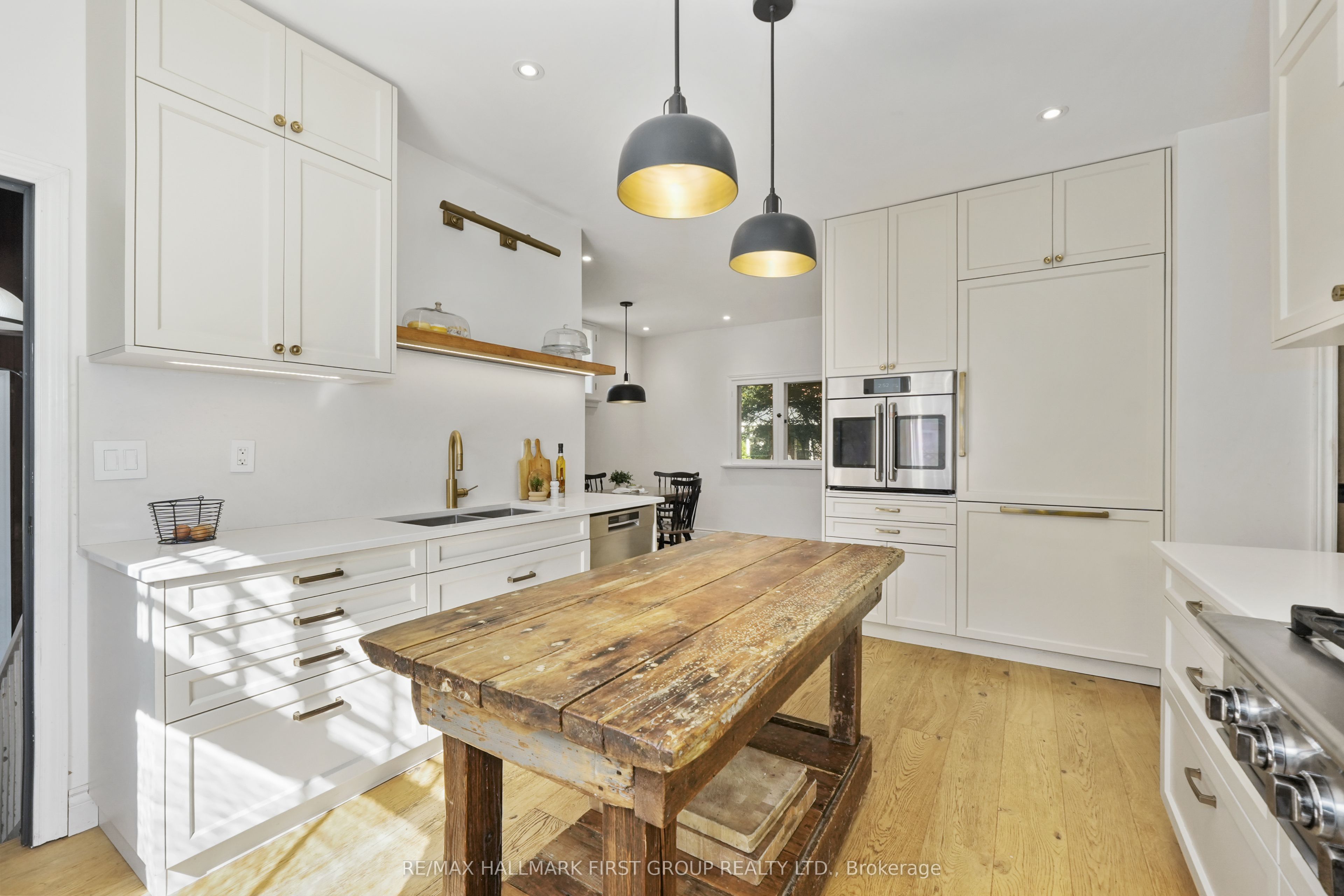 63 King Street E Property Photo 21
