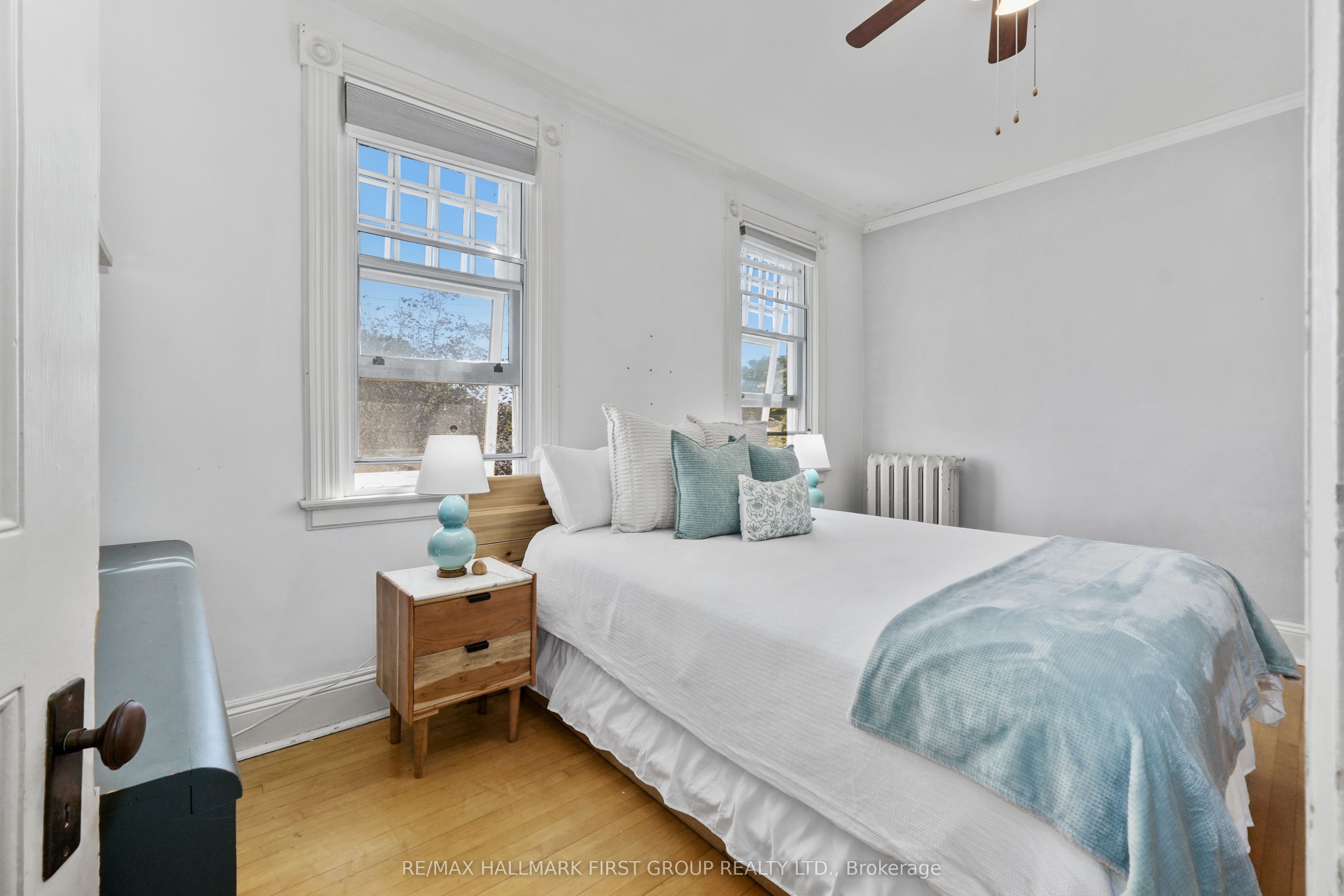 63 King Street E Property Photo 34