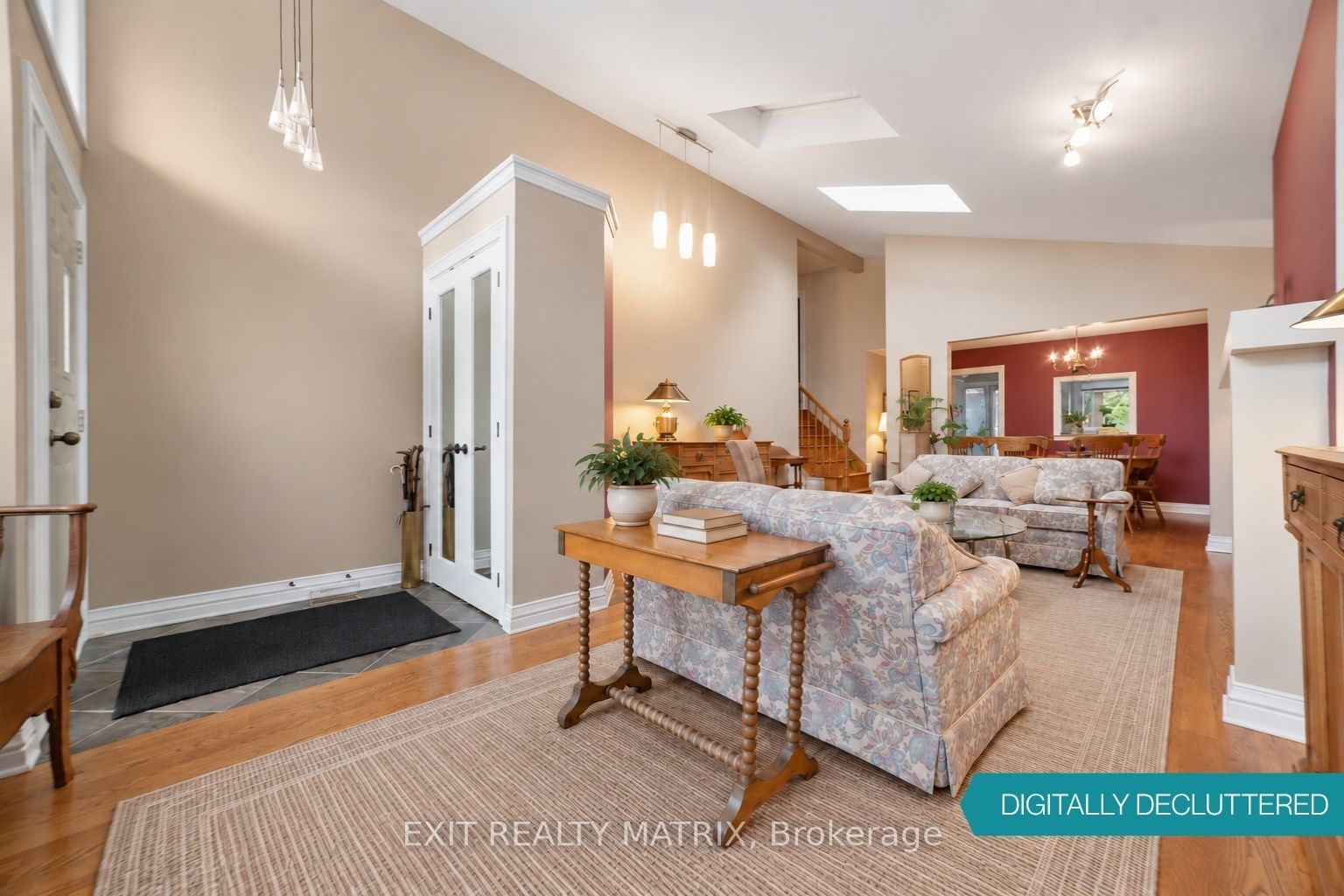 1866 Lenester Avenue Property Photo 4