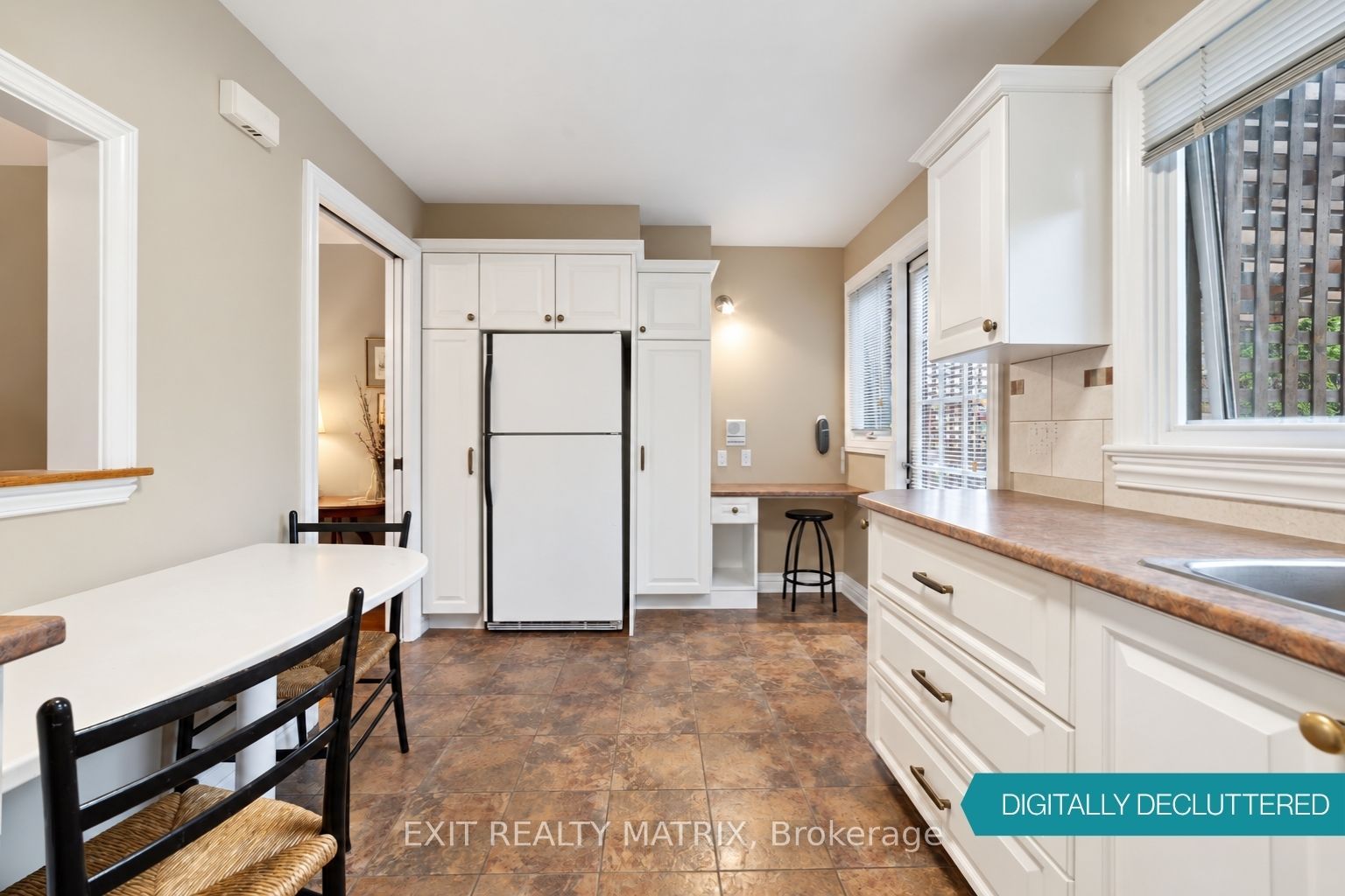 1866 Lenester Avenue Property Photo 18