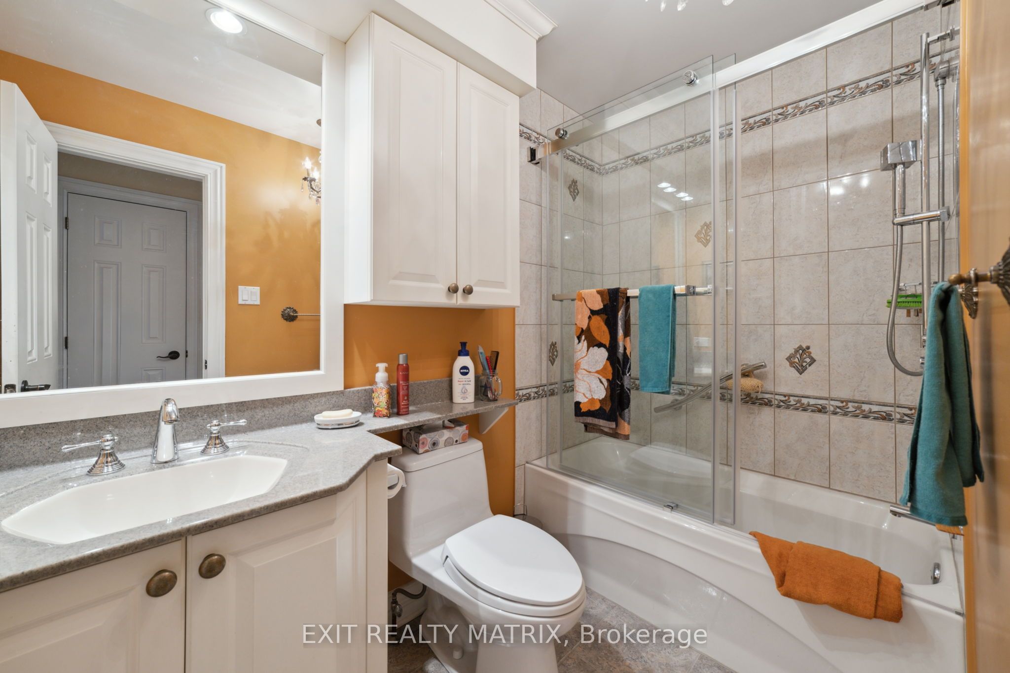 1866 Lenester Avenue Property Photo 24
