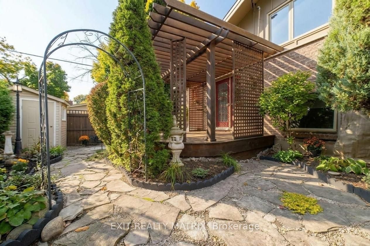 1866 Lenester Avenue Property Photo 45