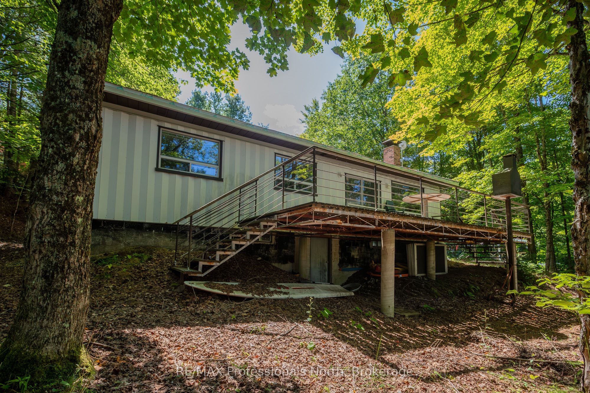 1114 River Haven Road N Property Photo 10
