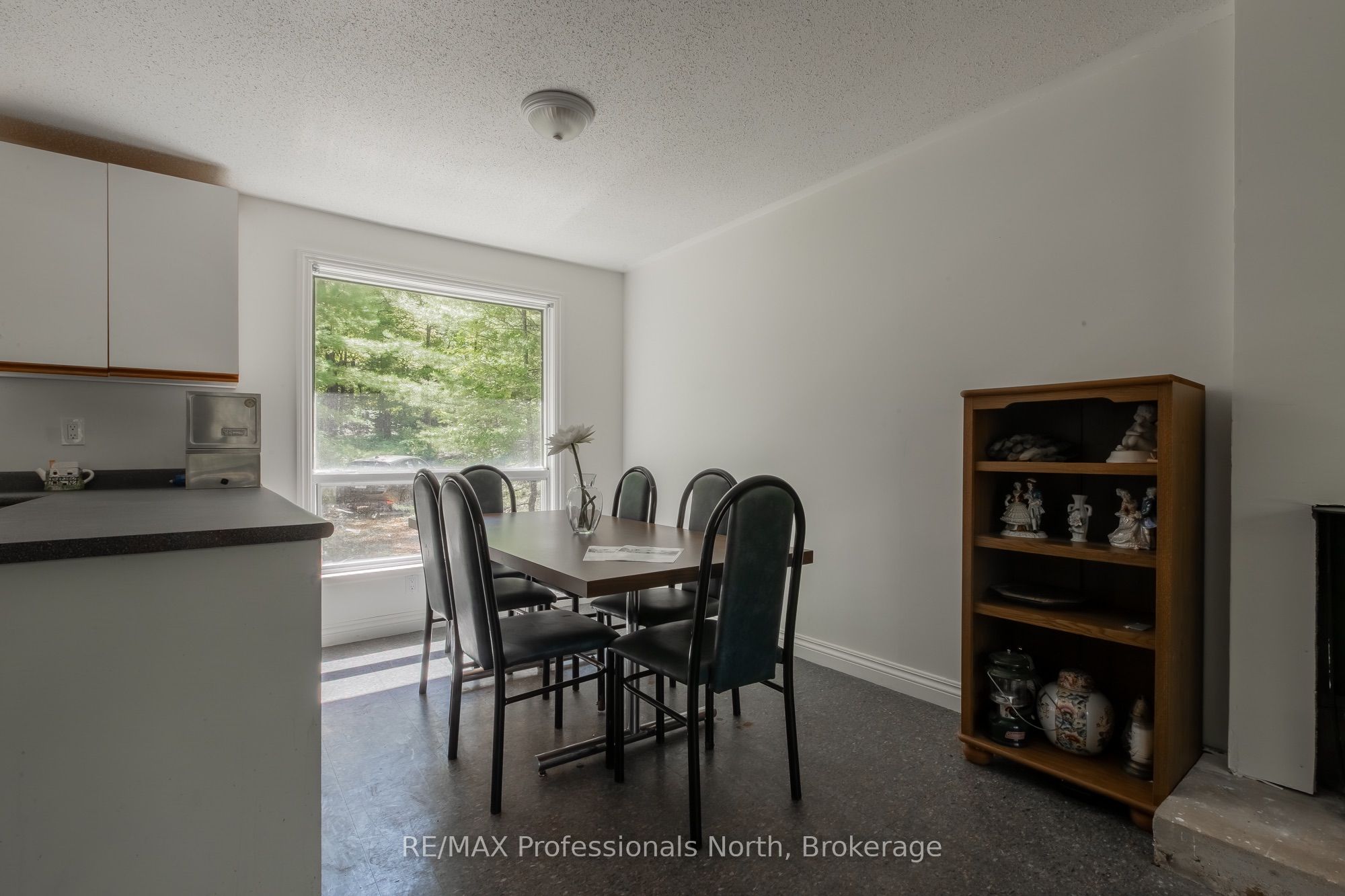 1114 River Haven Road N Property Photo 32