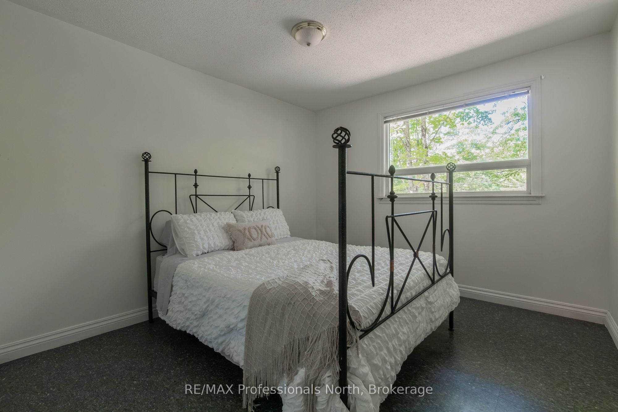 1114 River Haven Road N Property Photo 35