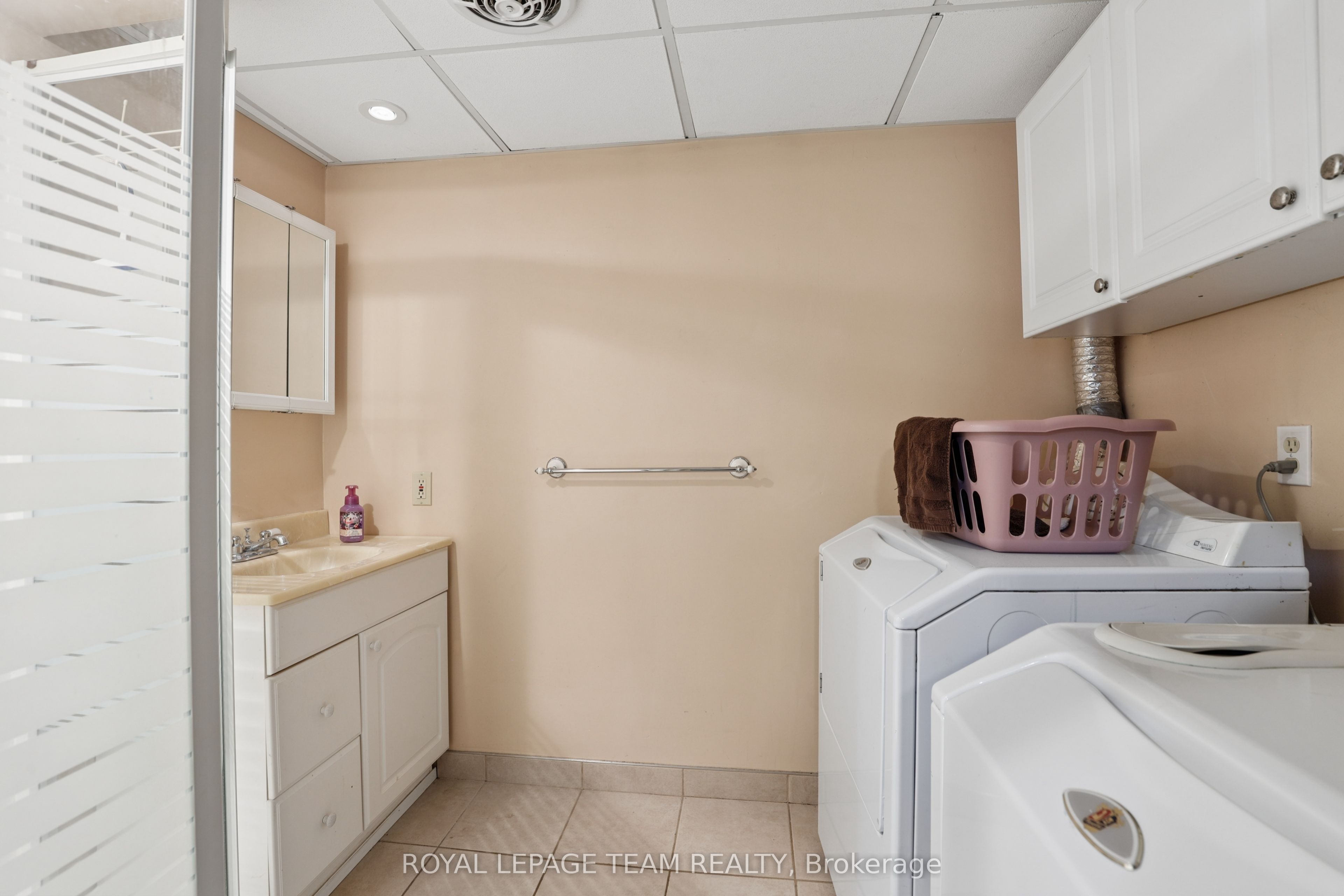 1133 St Emmanuel Terrace Property Photo 25
