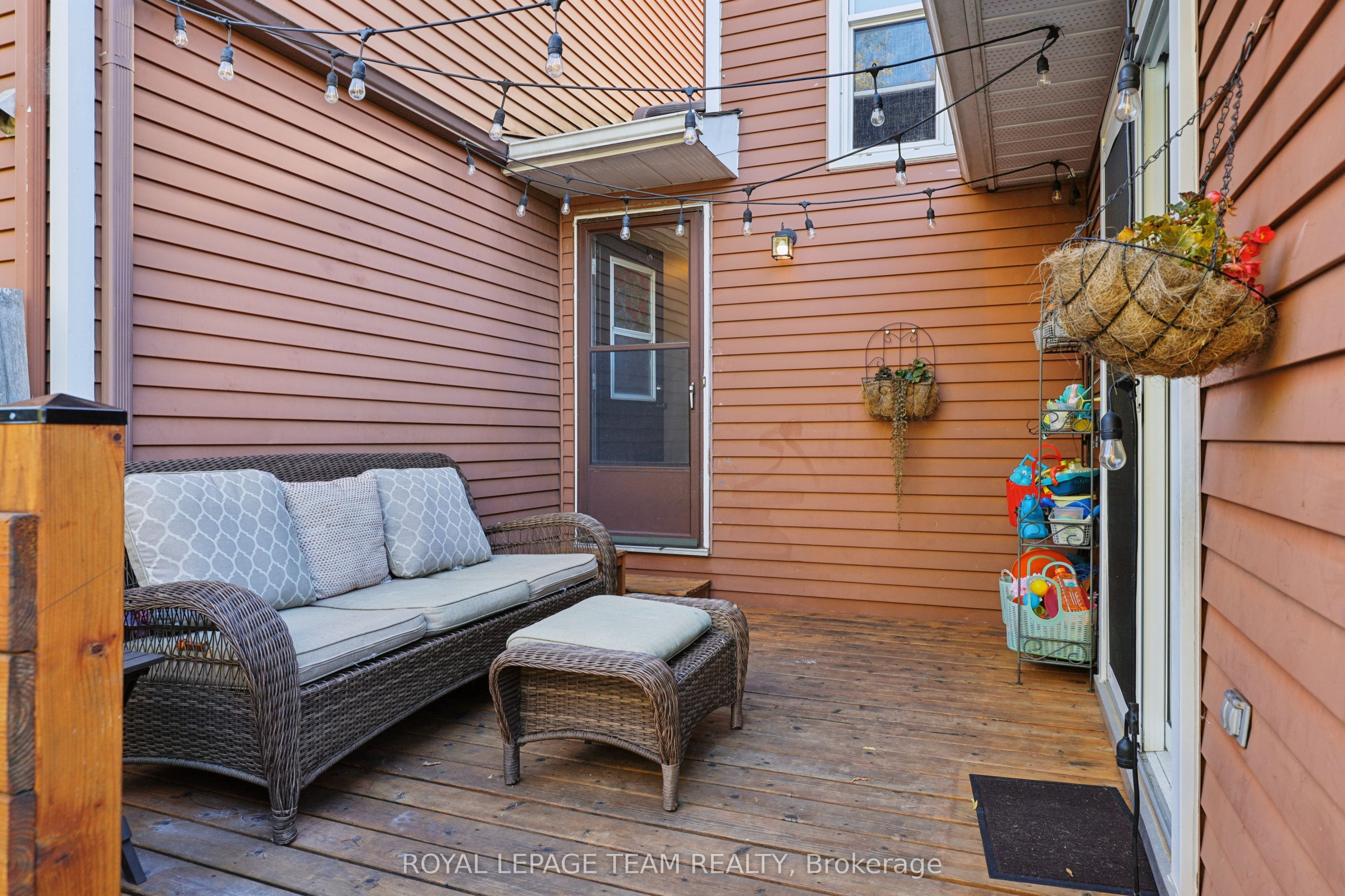 1133 St Emmanuel Terrace Property Photo 27