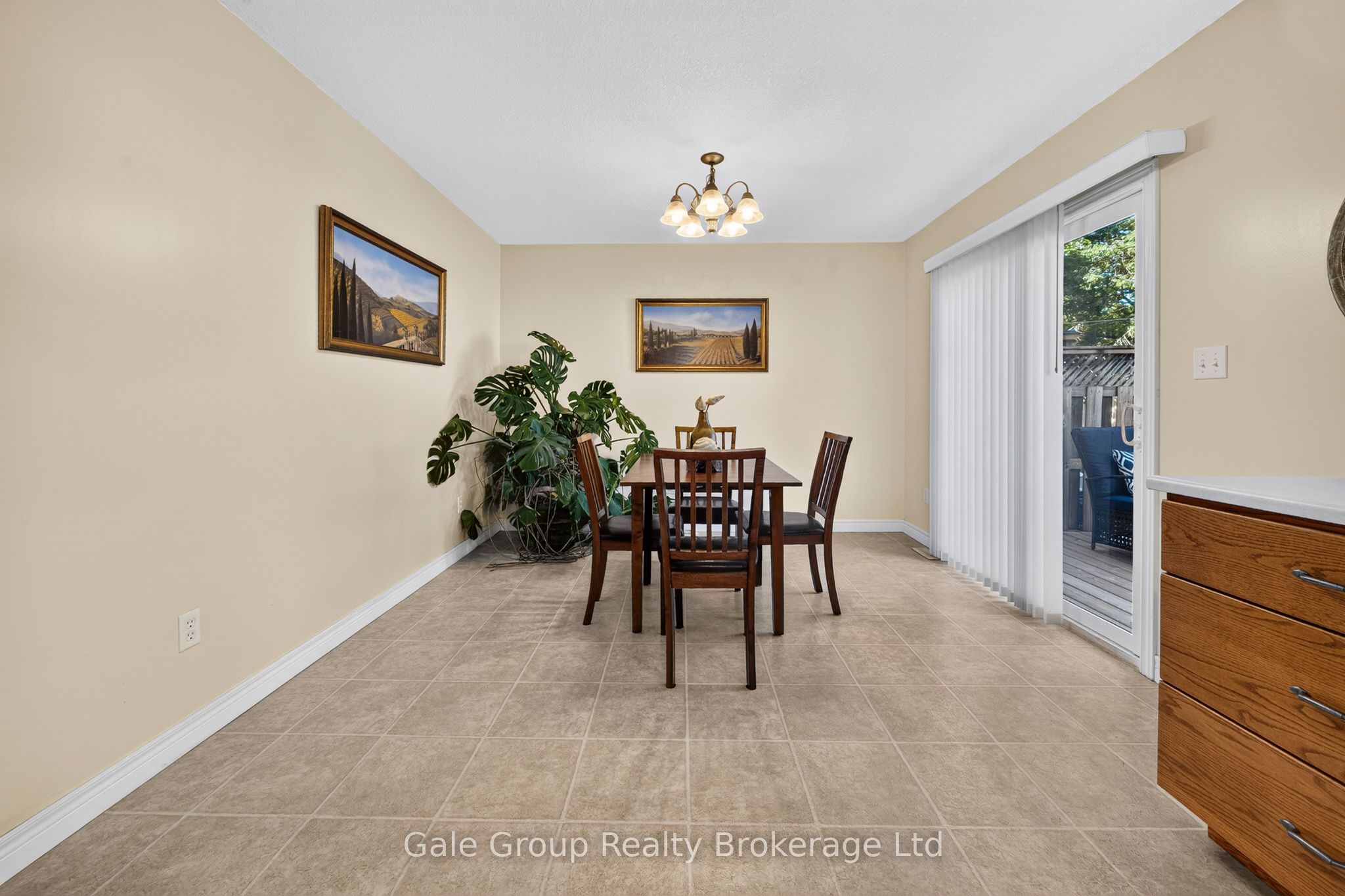 115 Burtch Street Property Photo 13