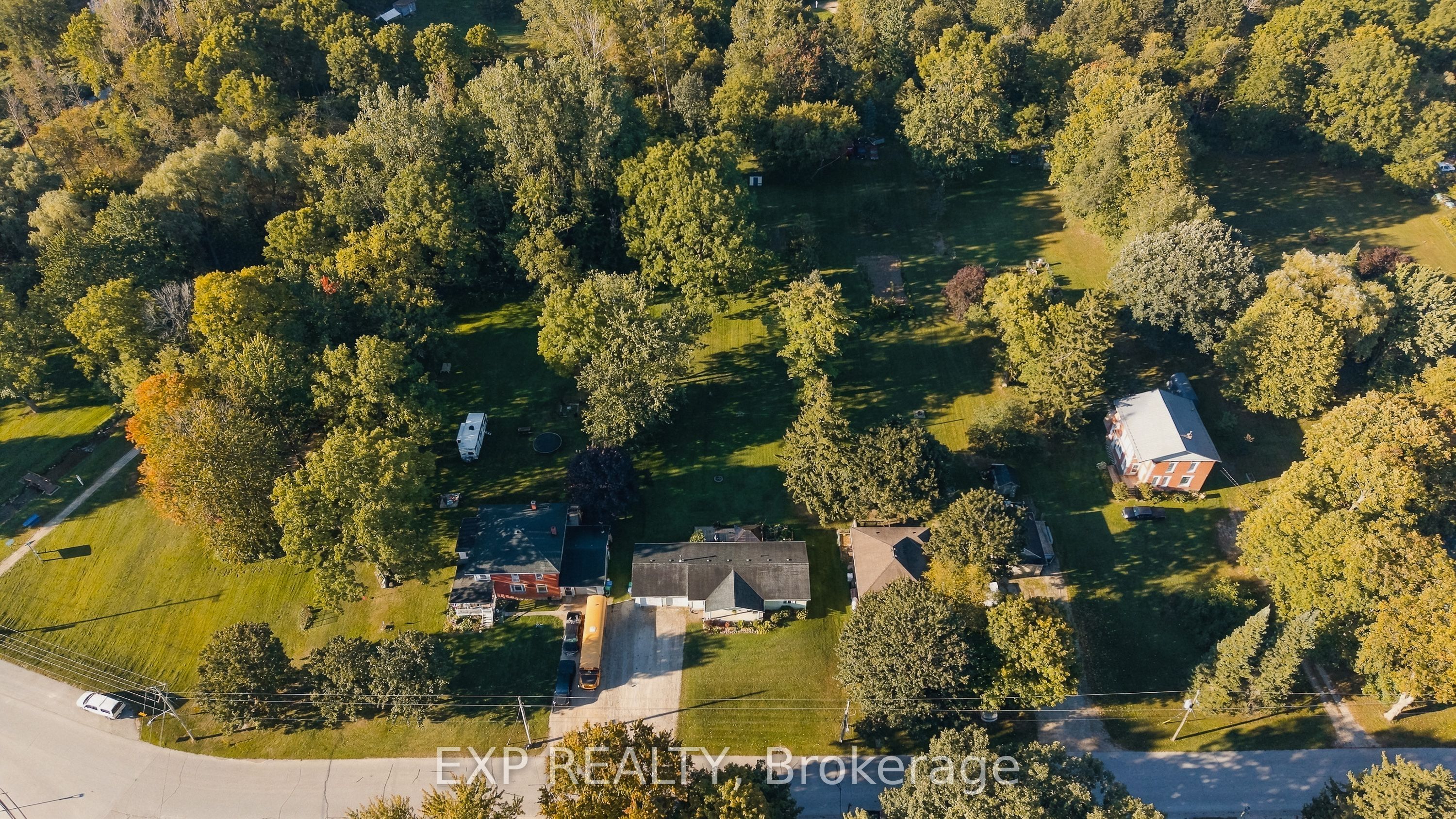 1065 Howick Street Property Photo 24