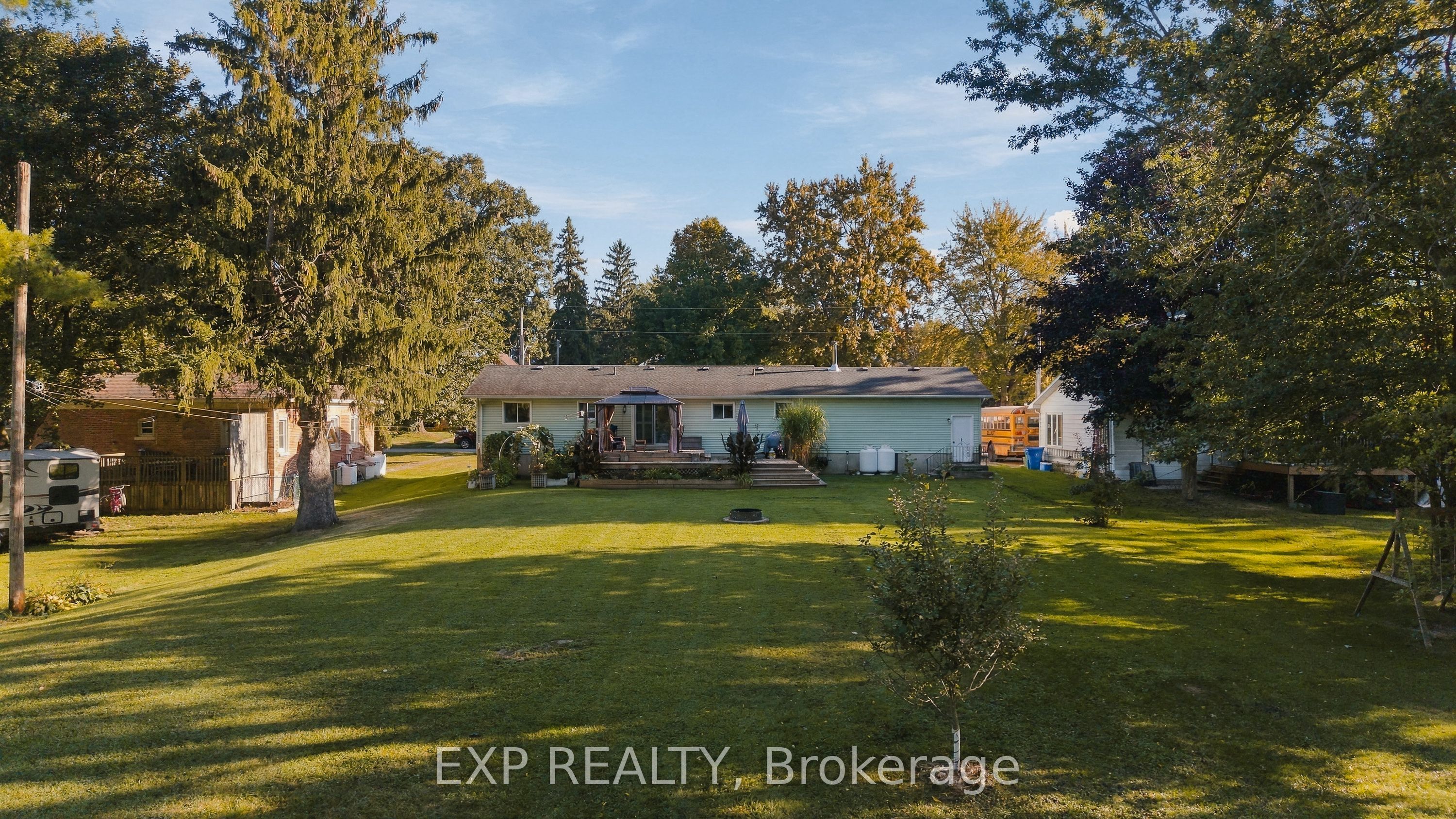 1065 Howick Street Property Photo 25