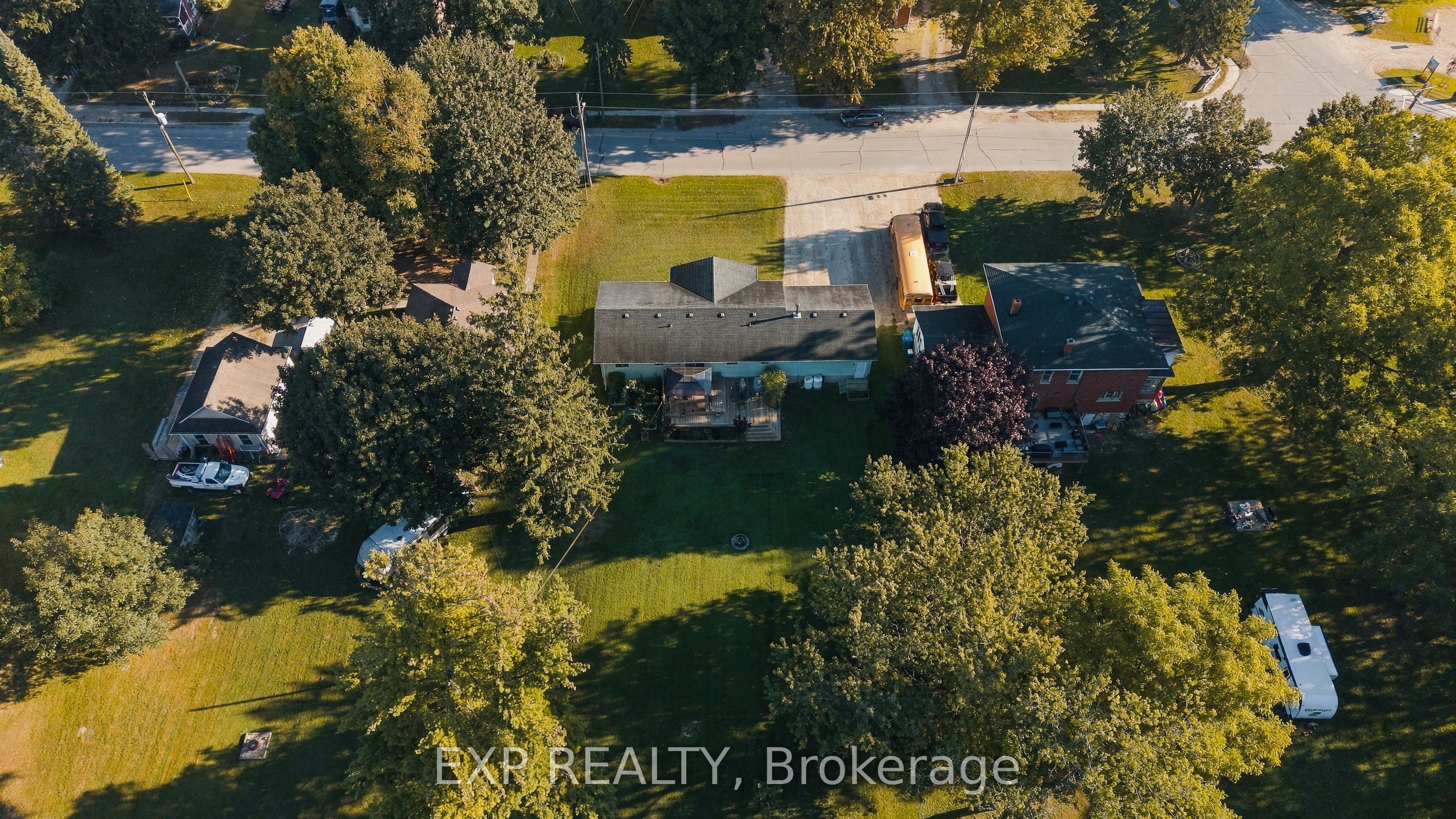 1065 Howick Street Property Photo 41