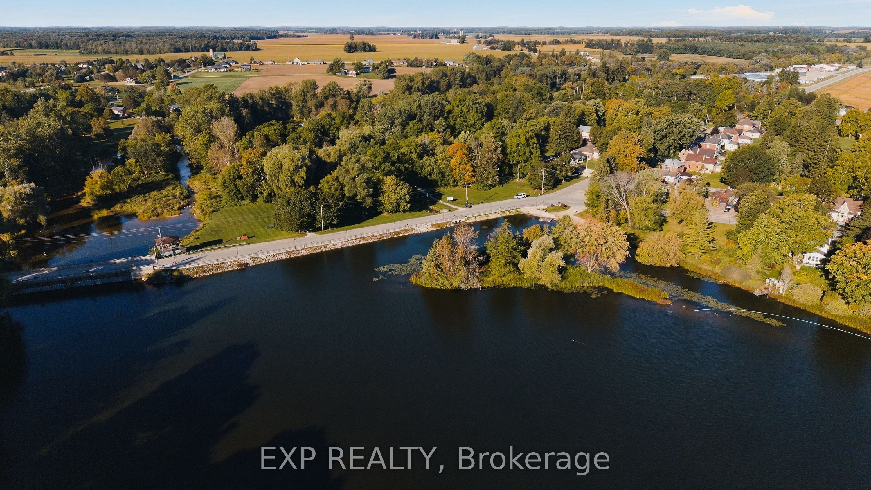 1065 Howick Street Property Photo 46