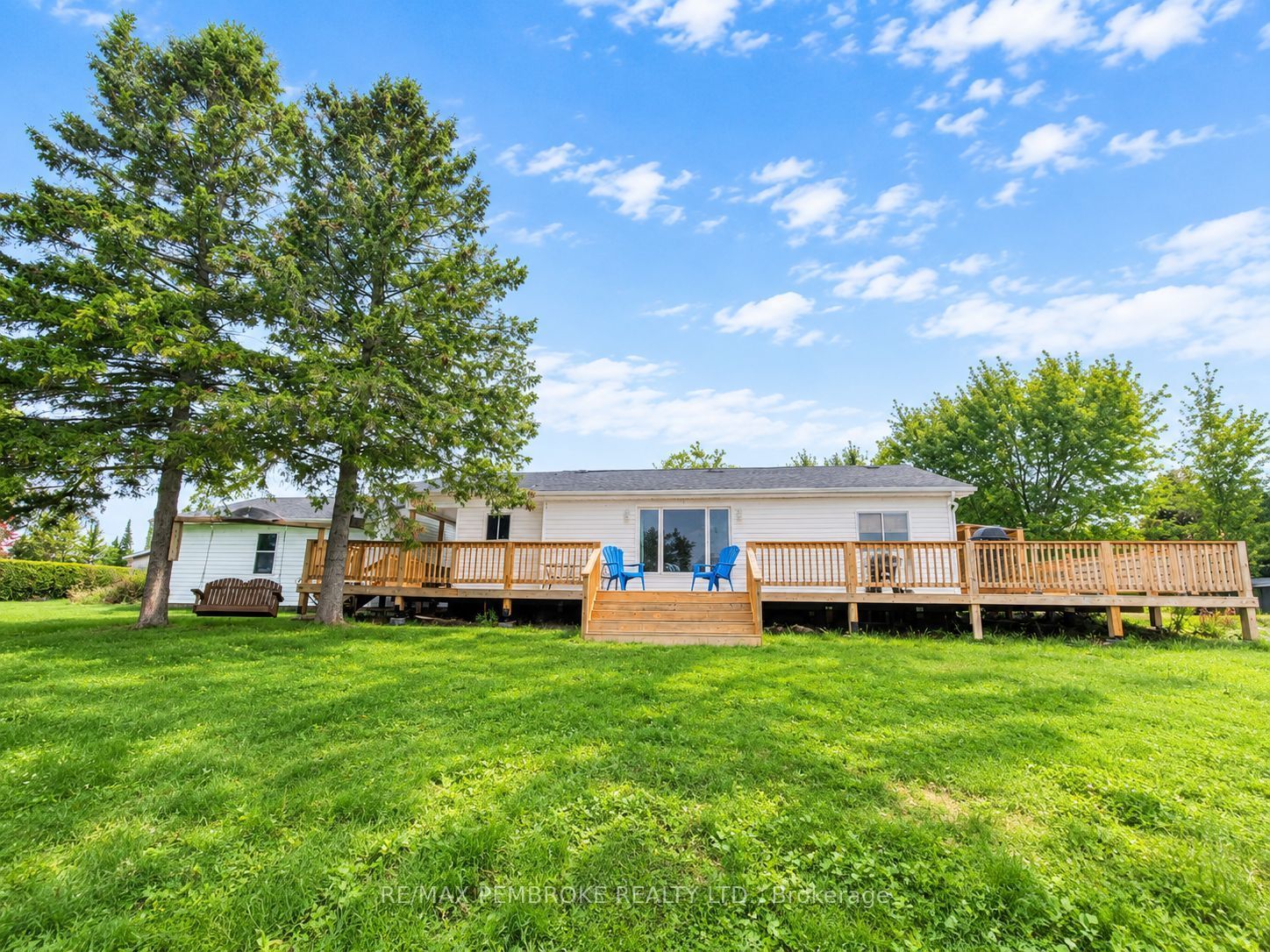 2066 La Passe Road Property Photo 1