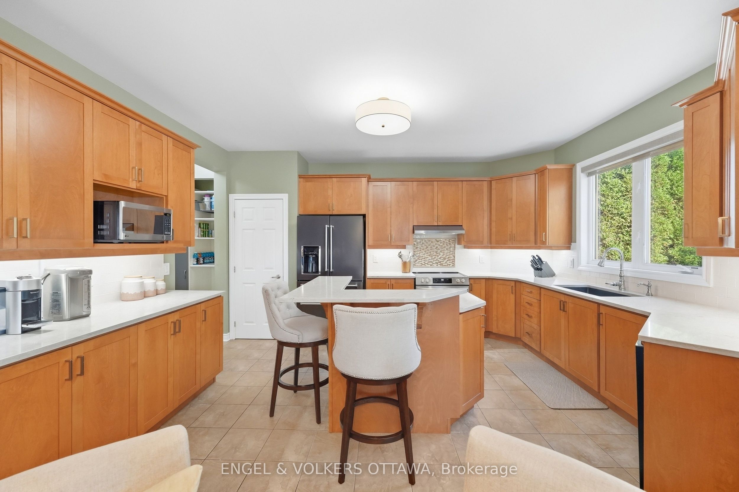 3534 Cambrian Road Property Photo 16