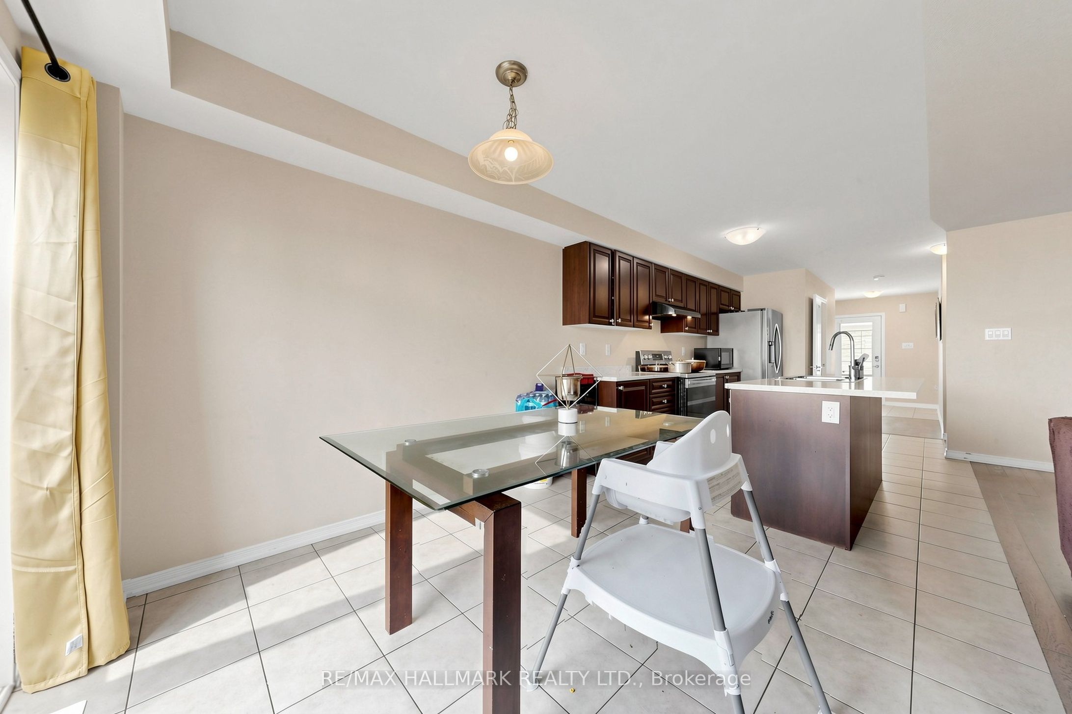 72 Munro Circle Property Photo 8