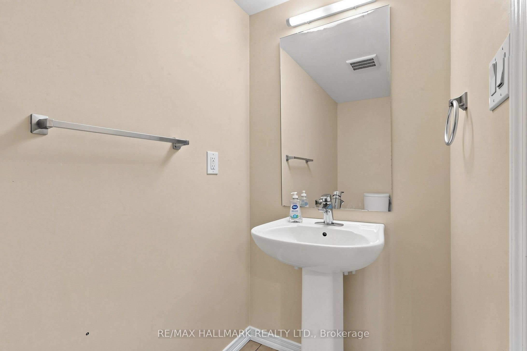 72 Munro Circle Property Photo 14