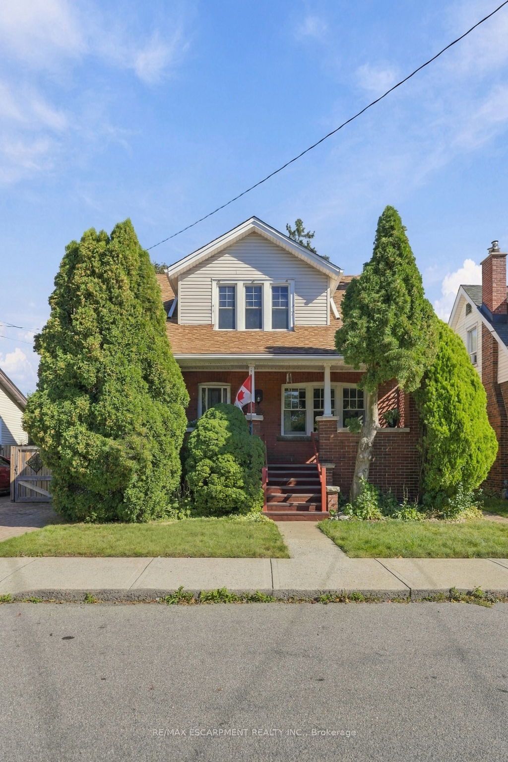 41 East 14th Street W Property Photo 3