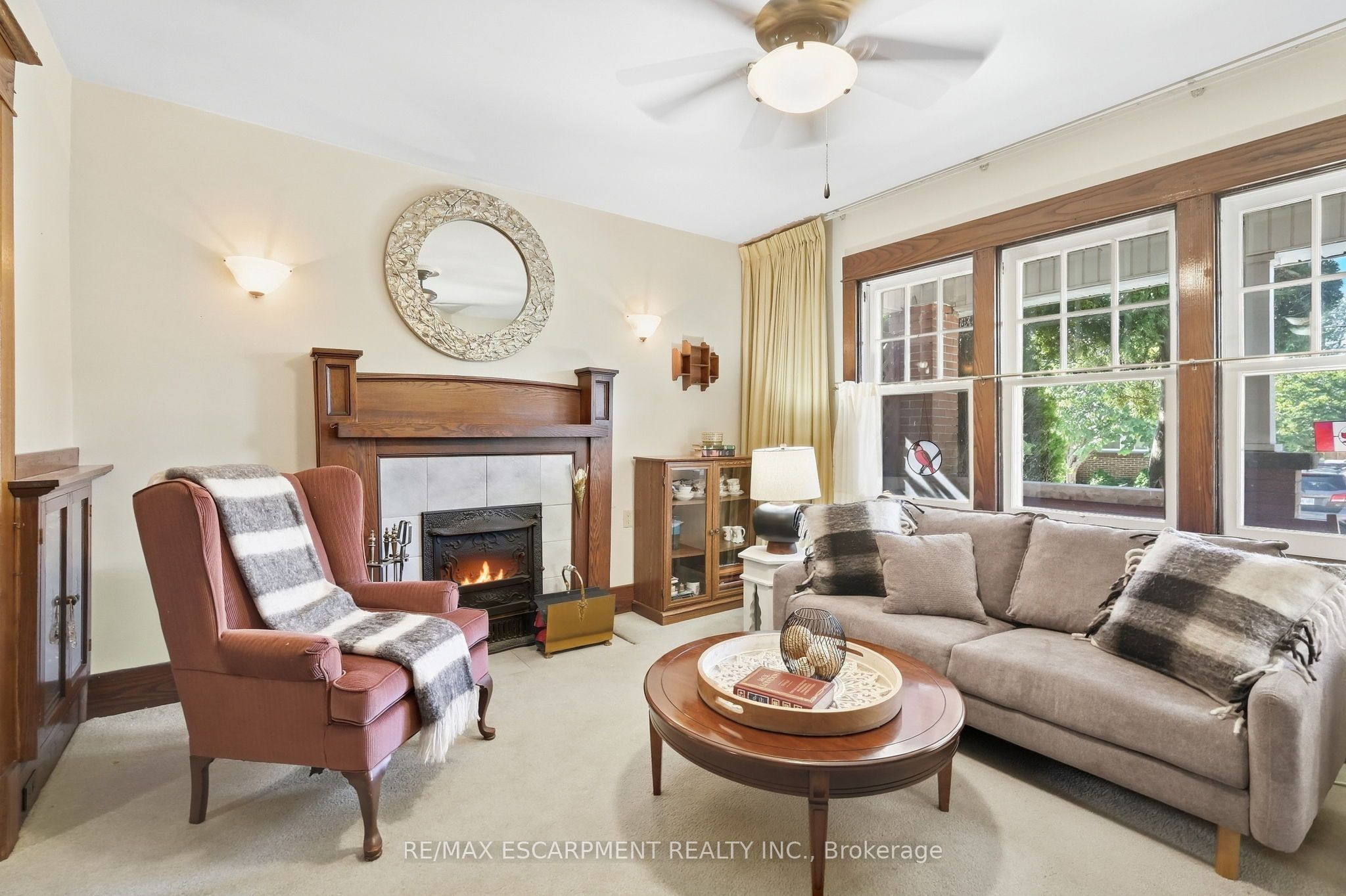 41 East 14th Street W Property Photo 11
