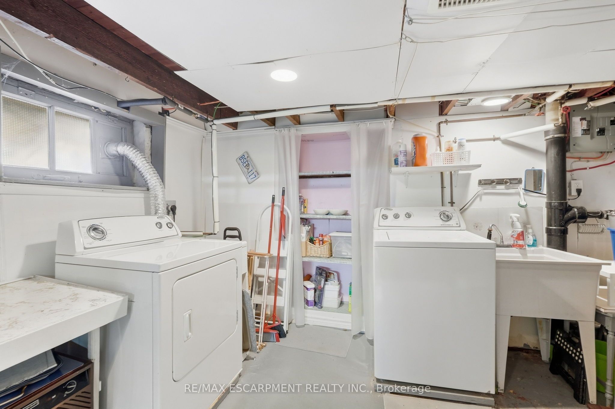 41 East 14th Street W Property Photo 42
