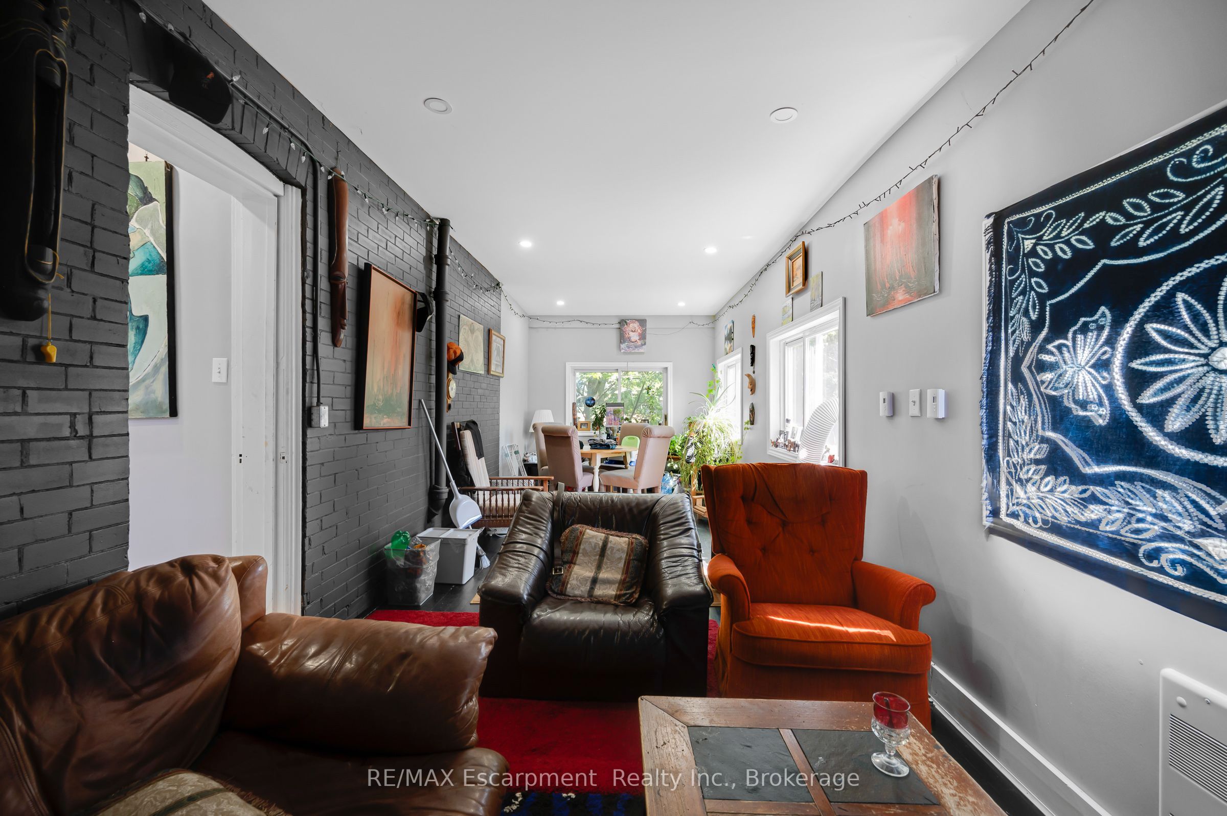 458 Woolwich Street Property Photo 27