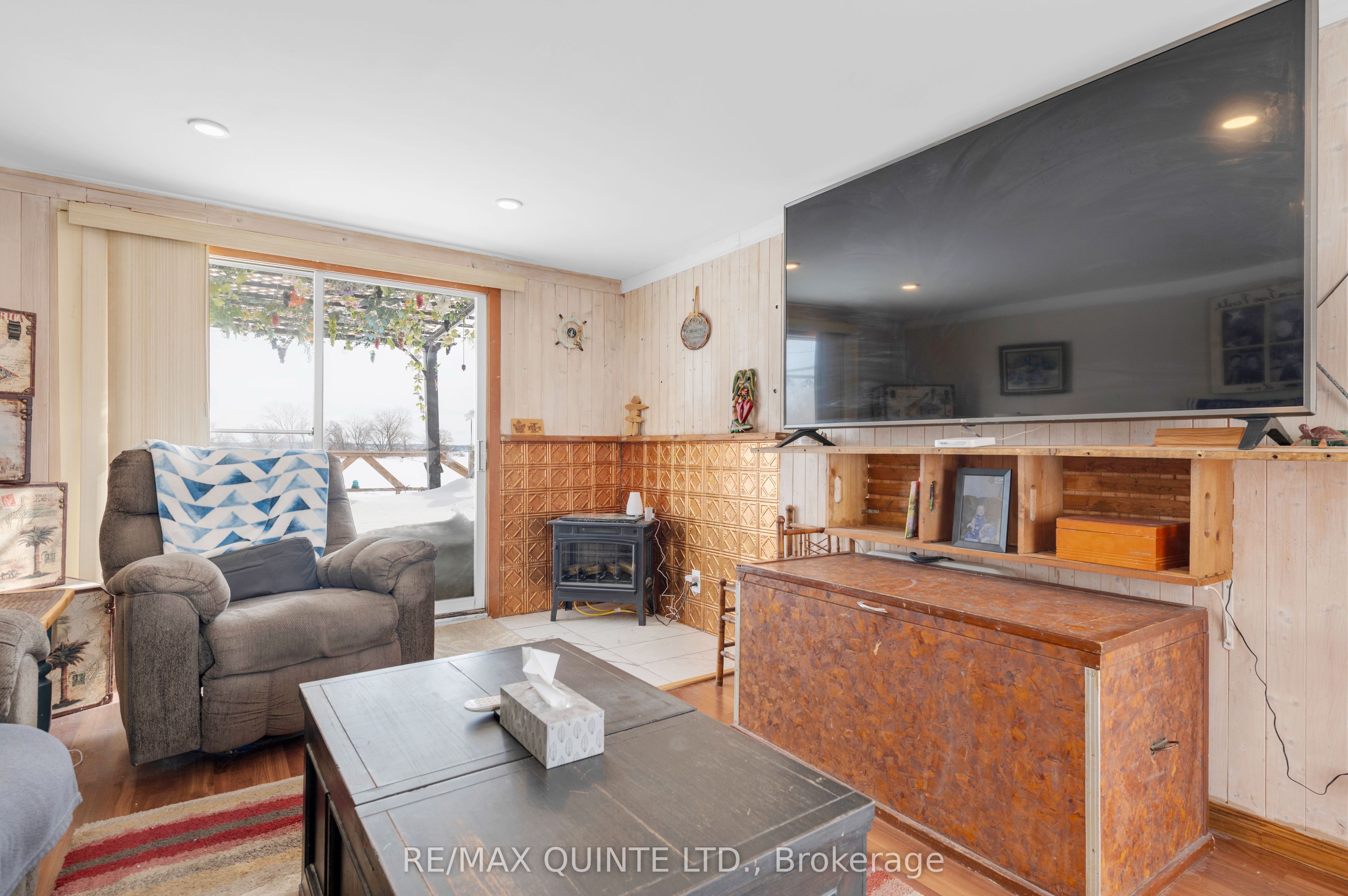 311 Dundas Street 56 Property Photo 12