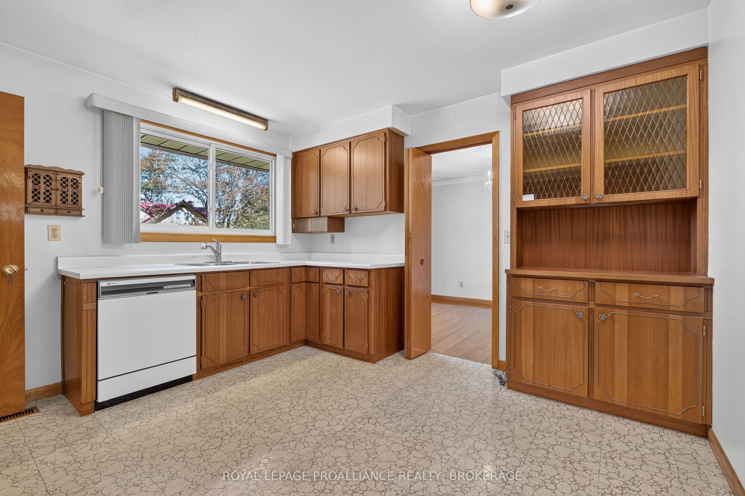 9 Dianna Street Property Photo 12