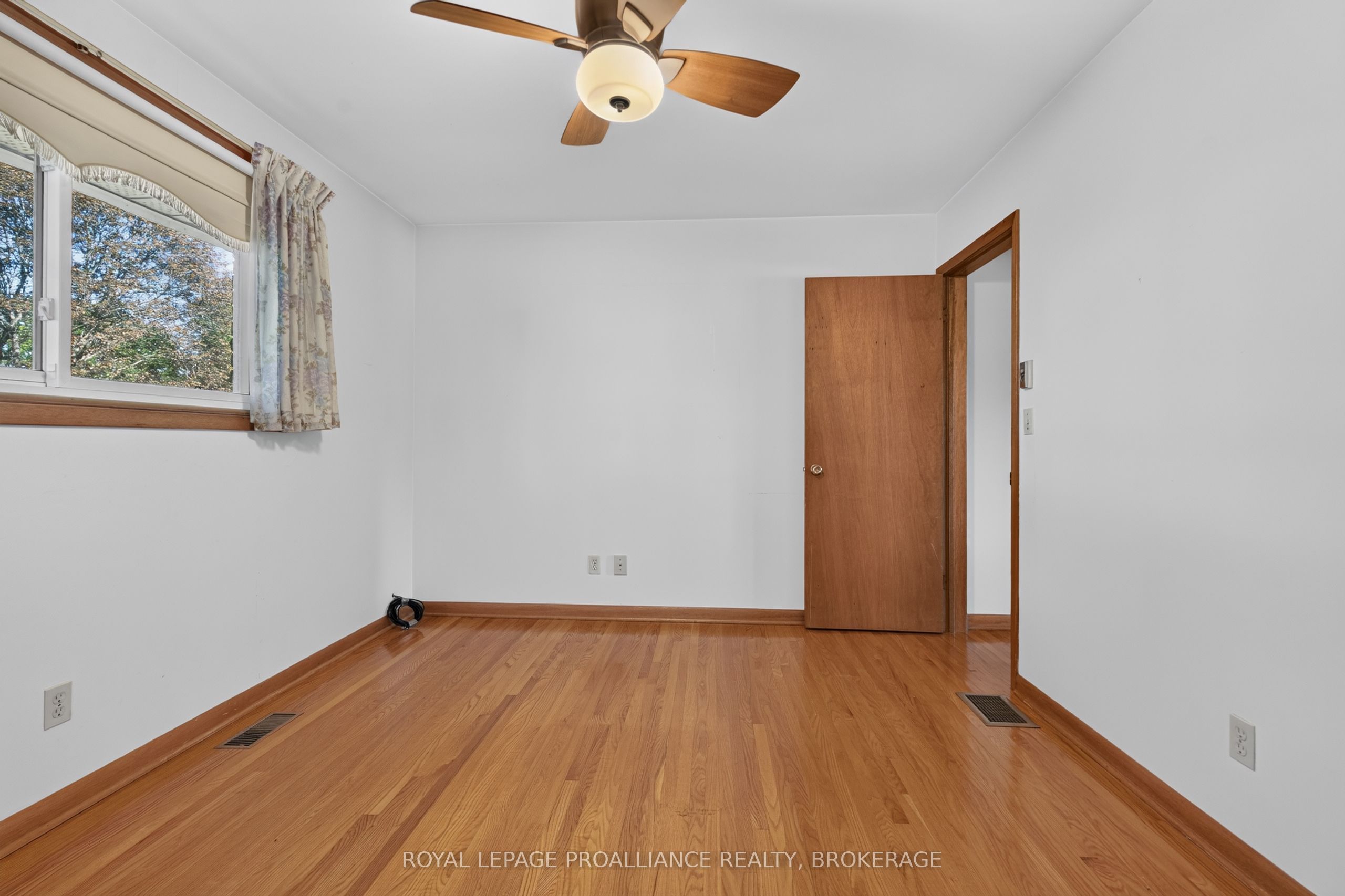 9 Dianna Street Property Photo 18