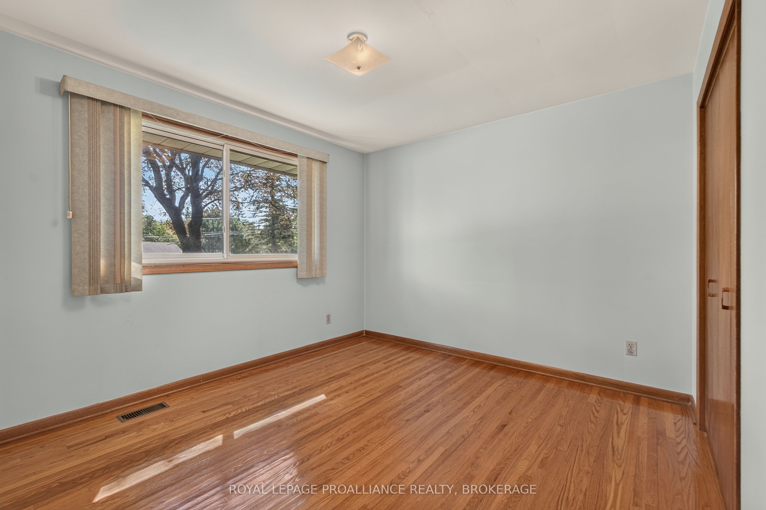 9 Dianna Street Property Photo 20