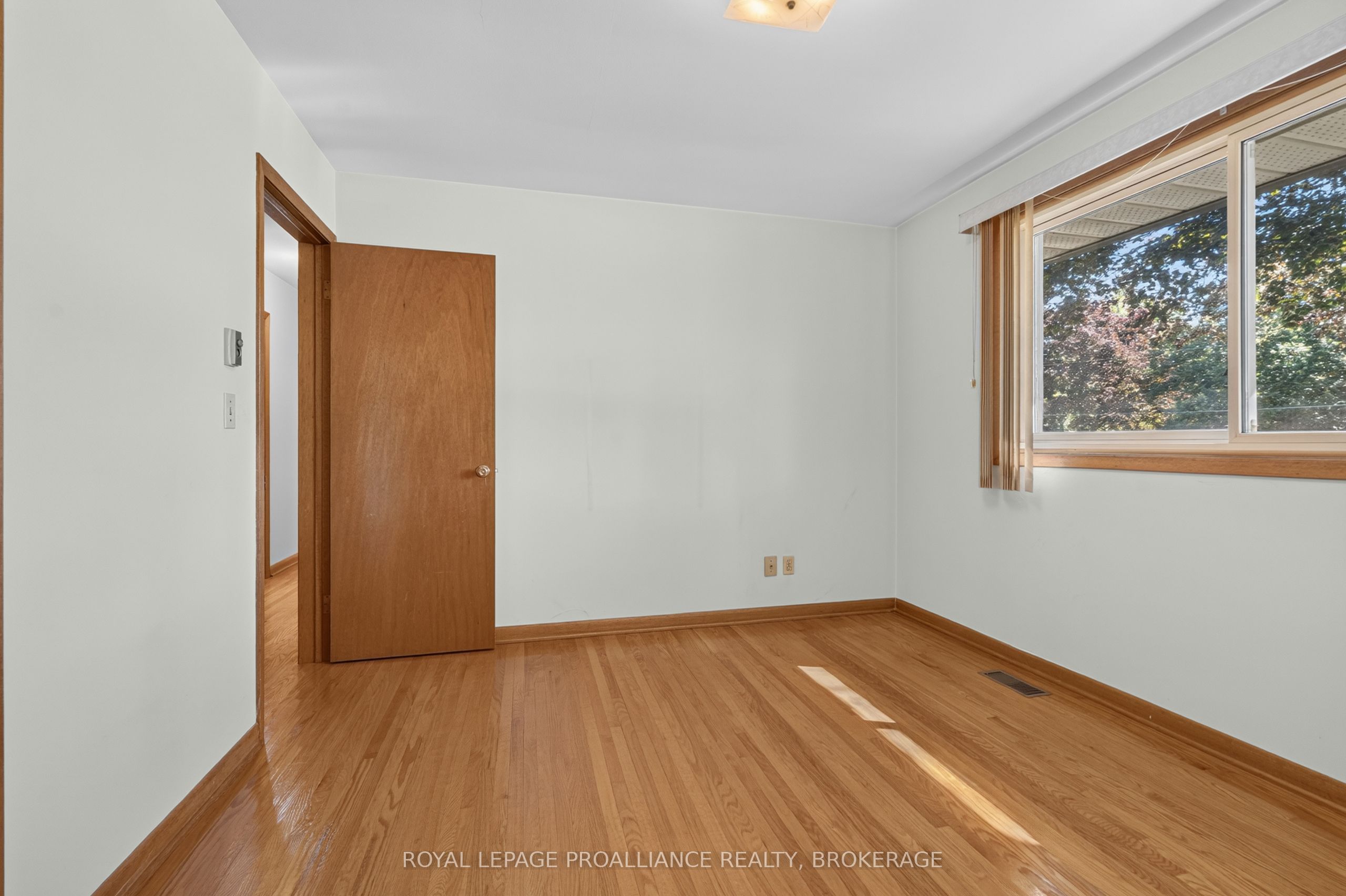 9 Dianna Street Property Photo 22