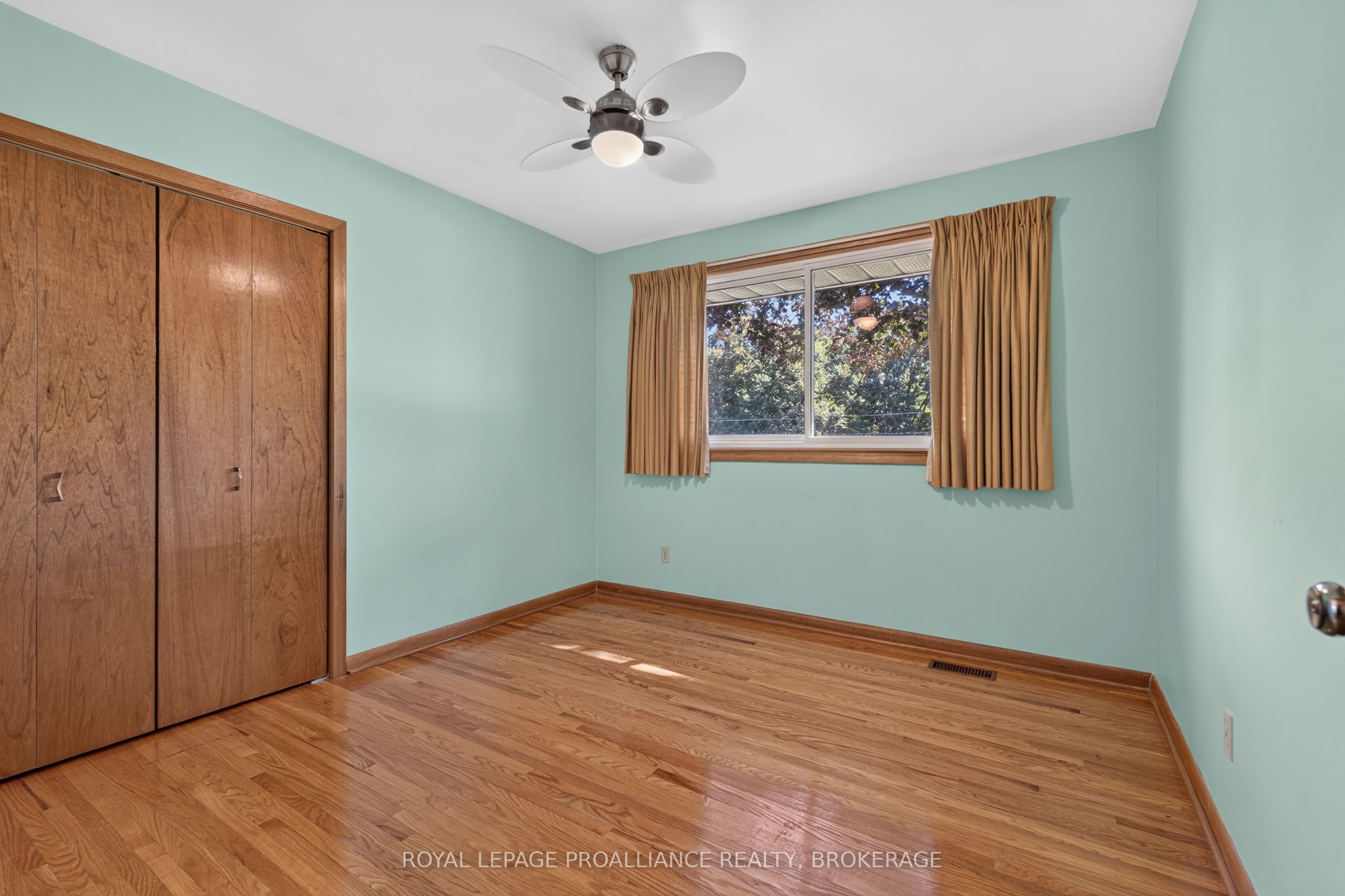 9 Dianna Street Property Photo 23