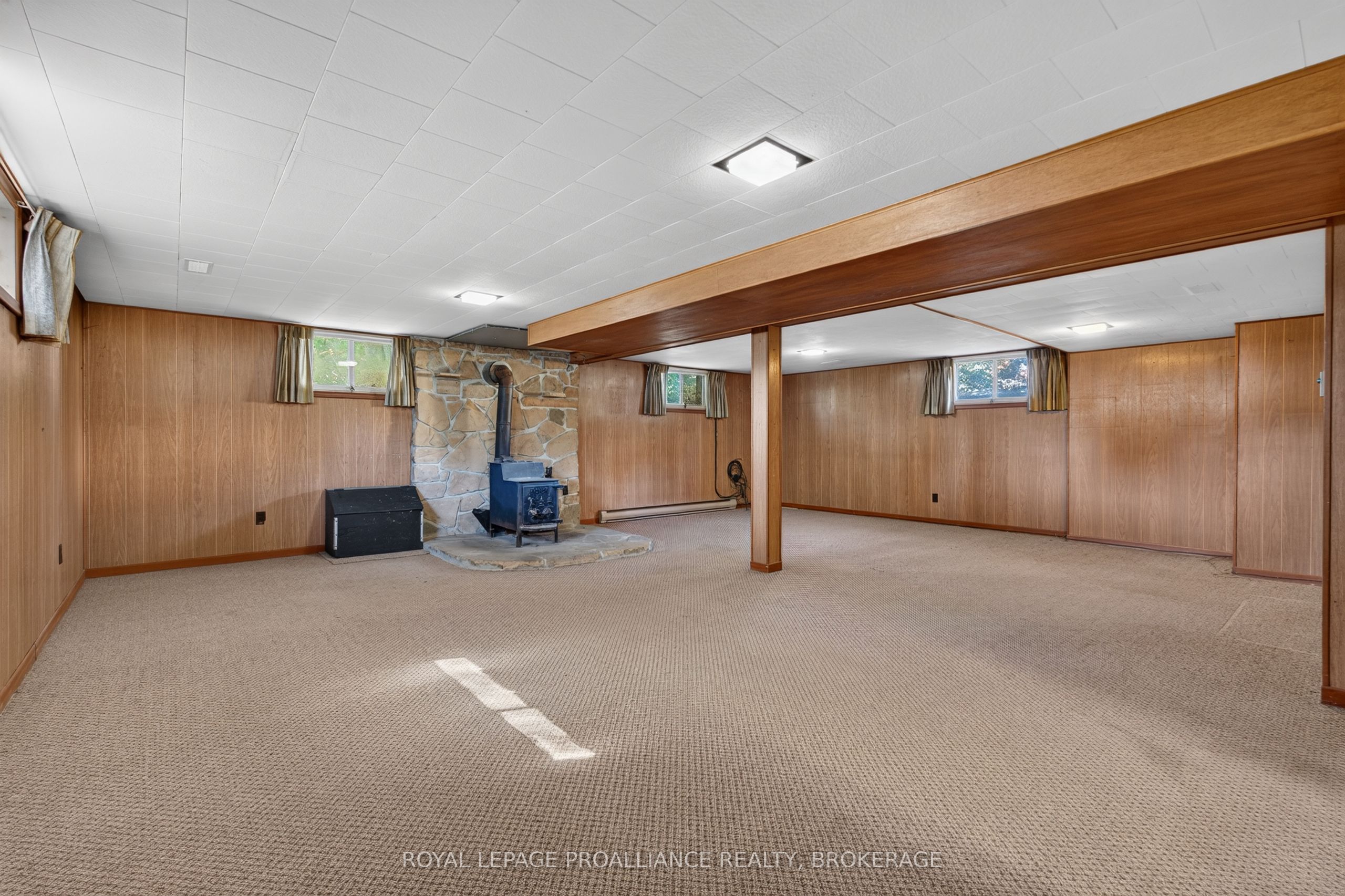 9 Dianna Street Property Photo 27